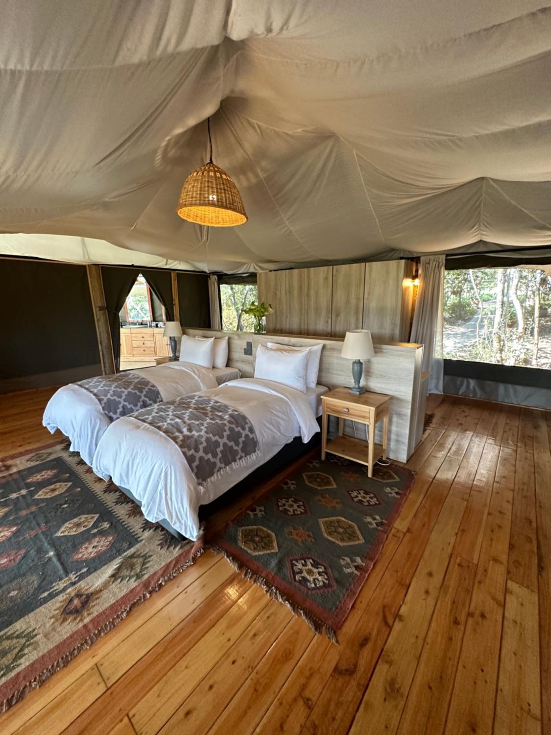 Tent 1 - Photo 1
