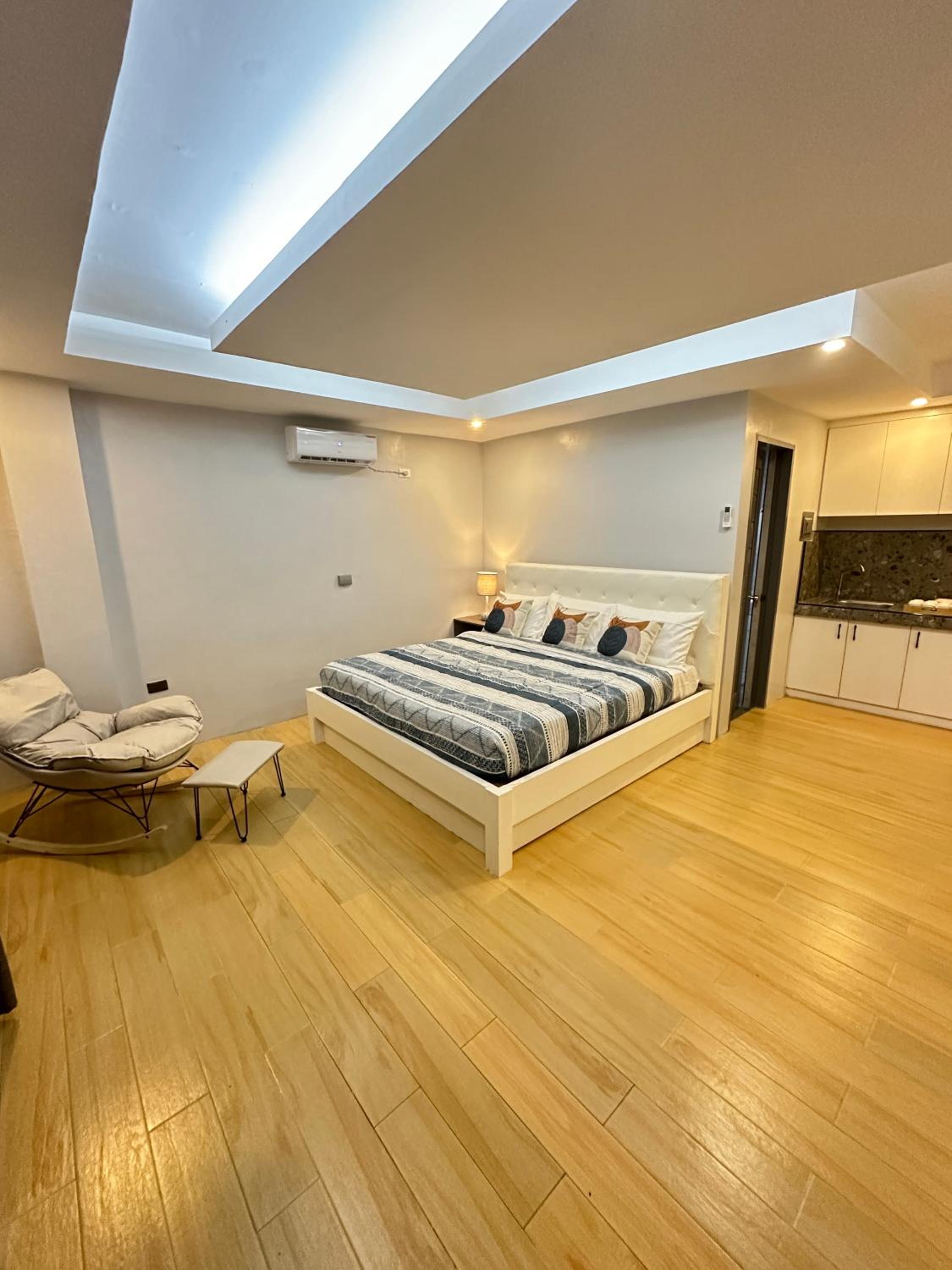 Deluxe Family Suite