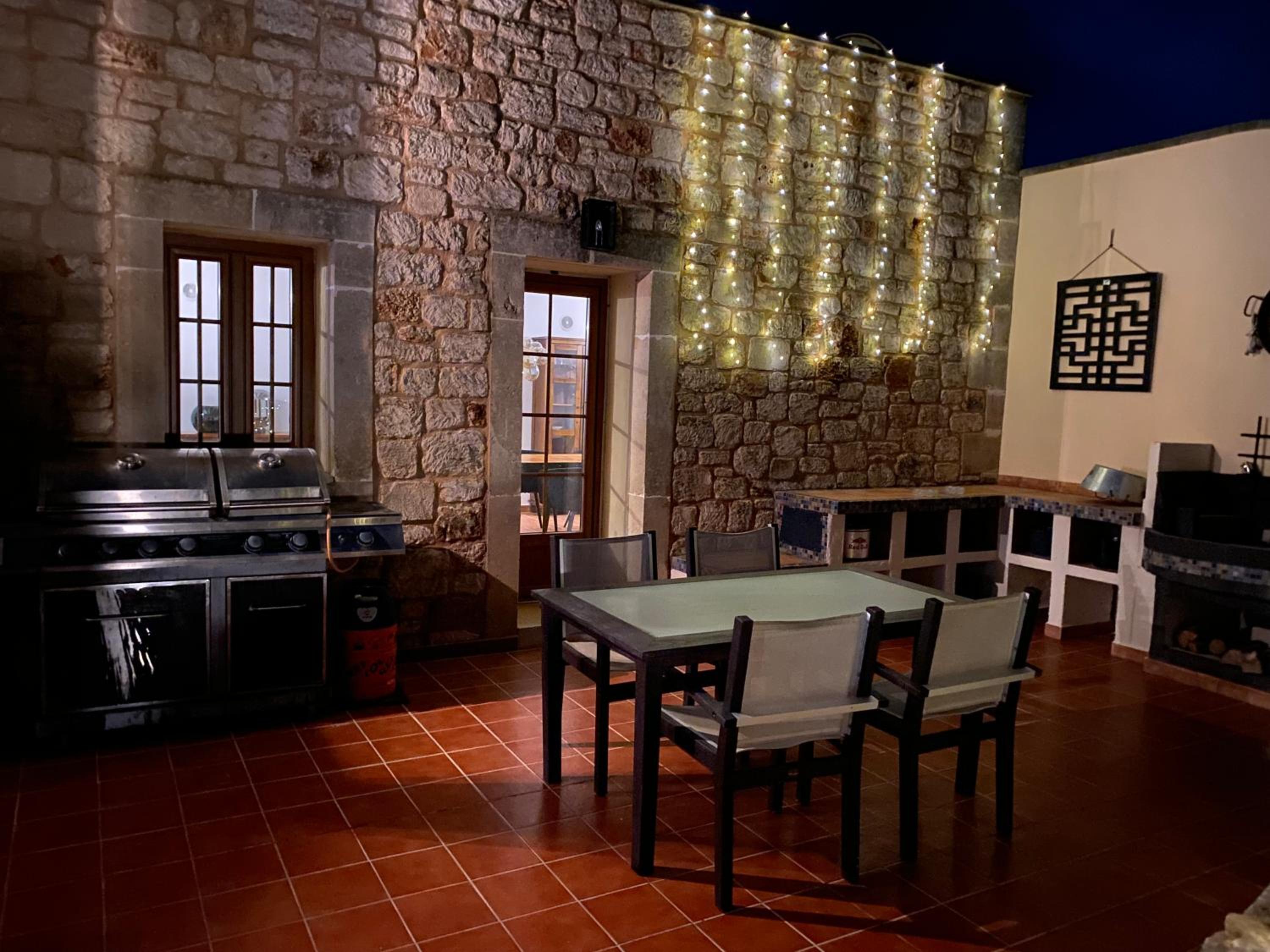 Villa photo 2