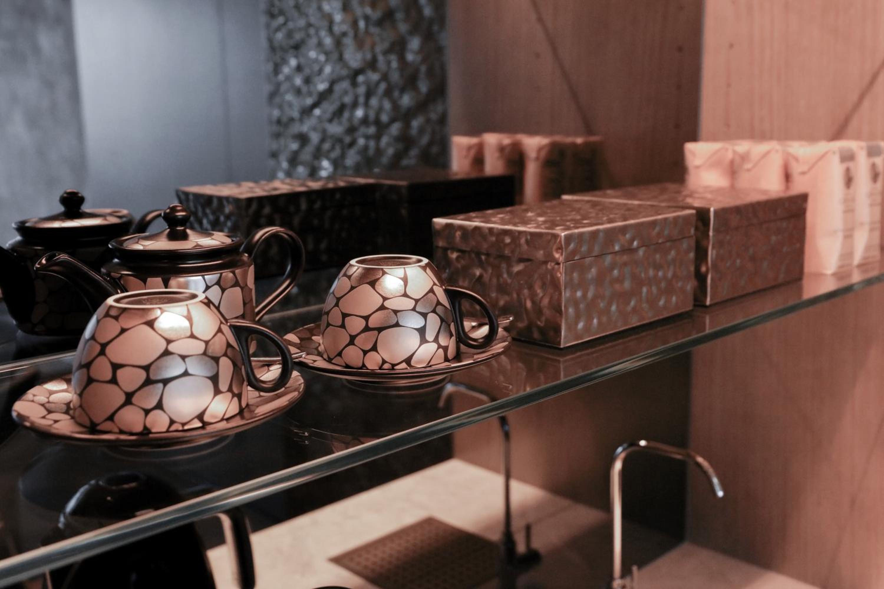 Chez Chloe Suite