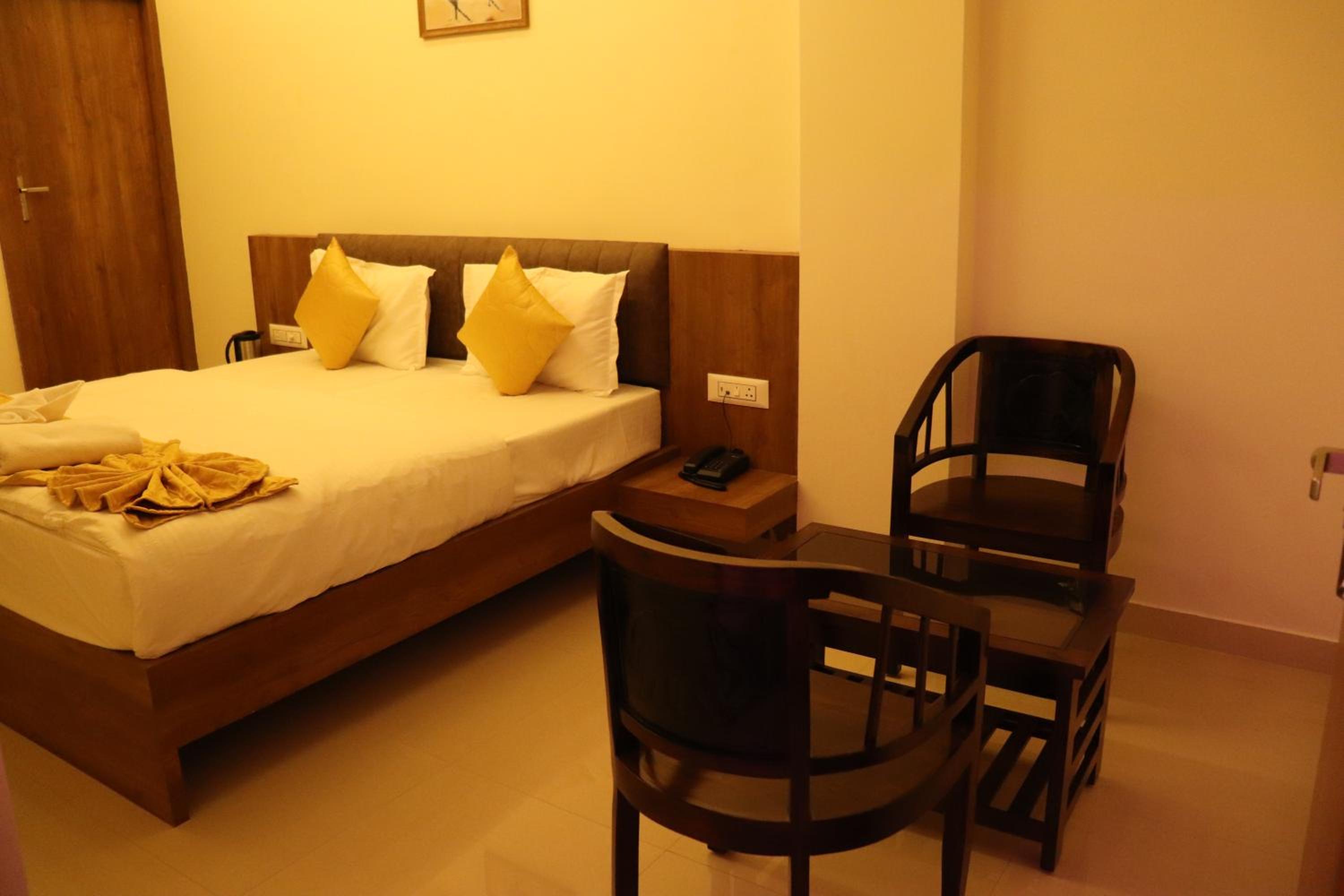 Standard Double Room - Photo 4