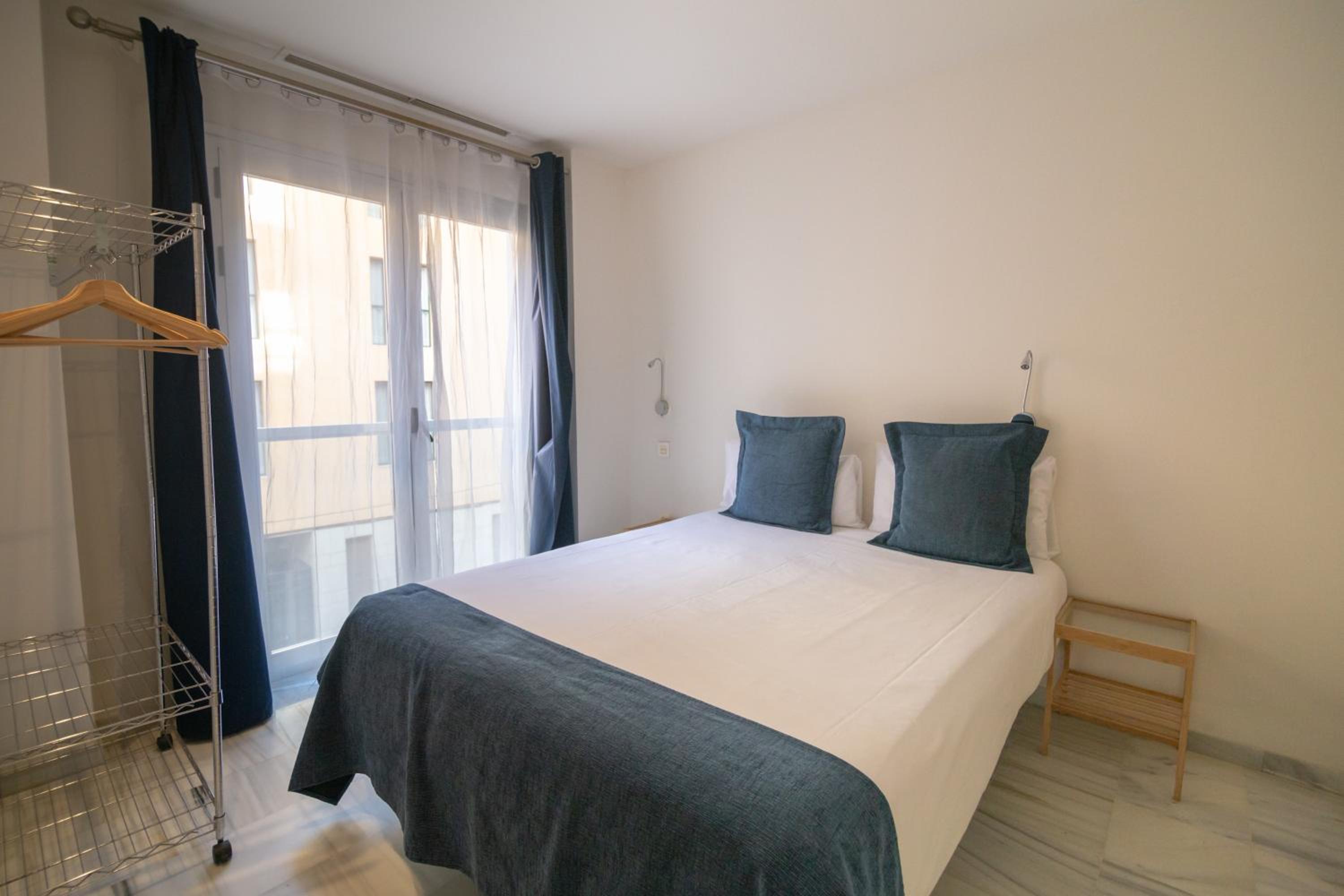 One-Bedroom Apartment (4 Adults) - Photo 18