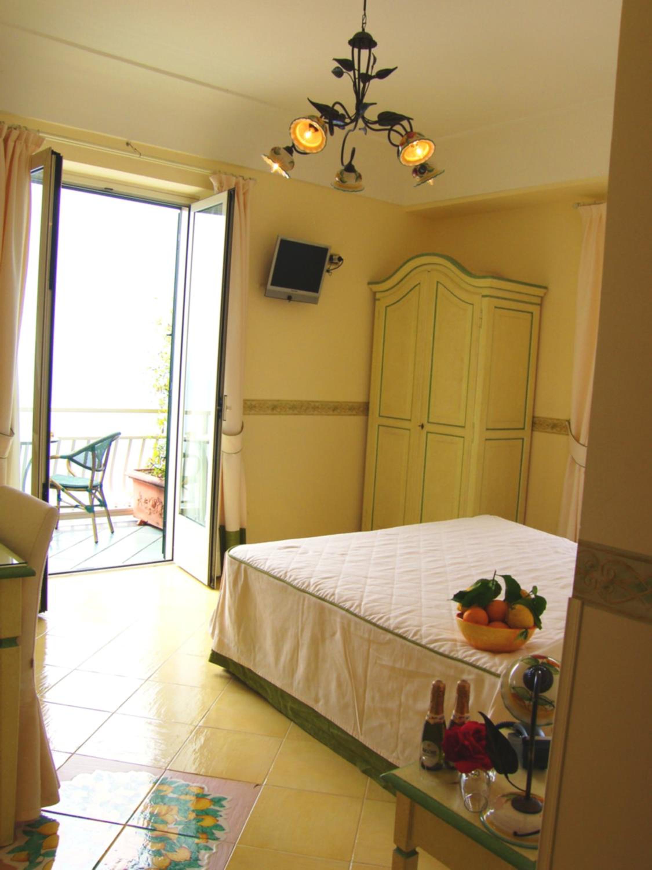 Superior Double or Twin Room - Photo 2