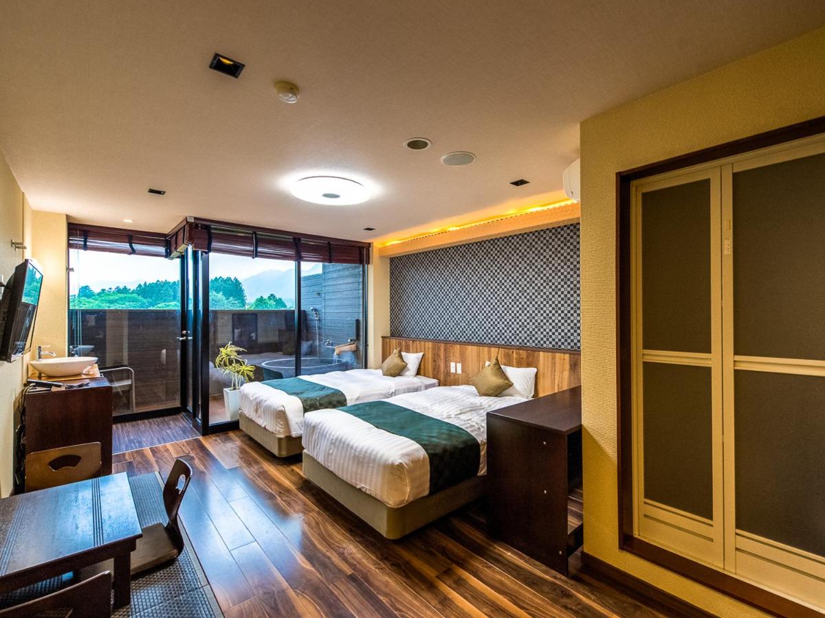 Standard Twin Room photo 3