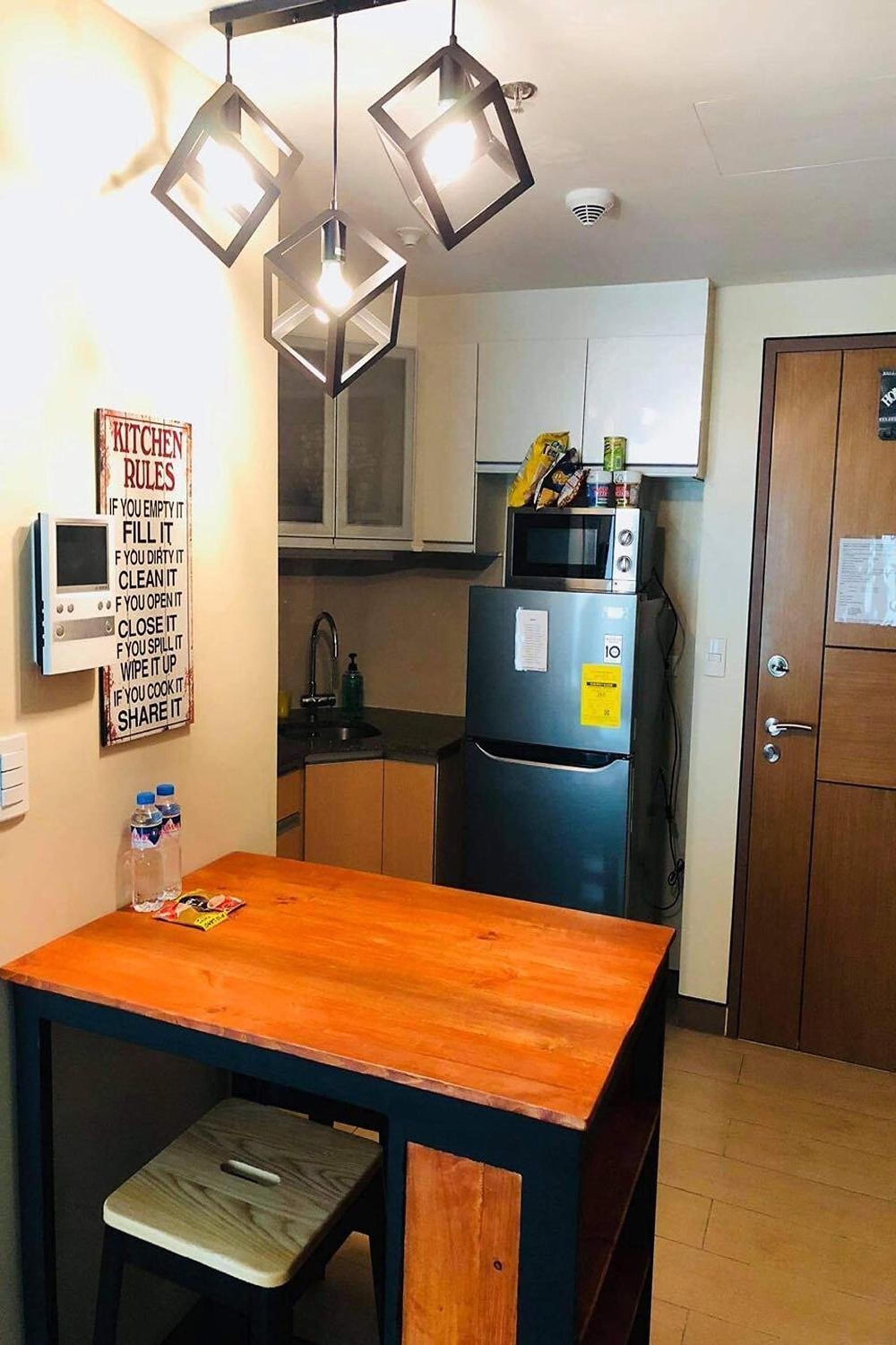 Studio Apartment - Photo 2