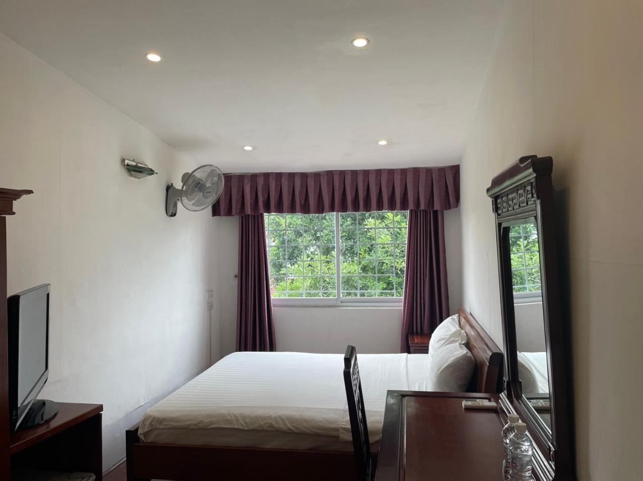 Double Room With Private Bathroom