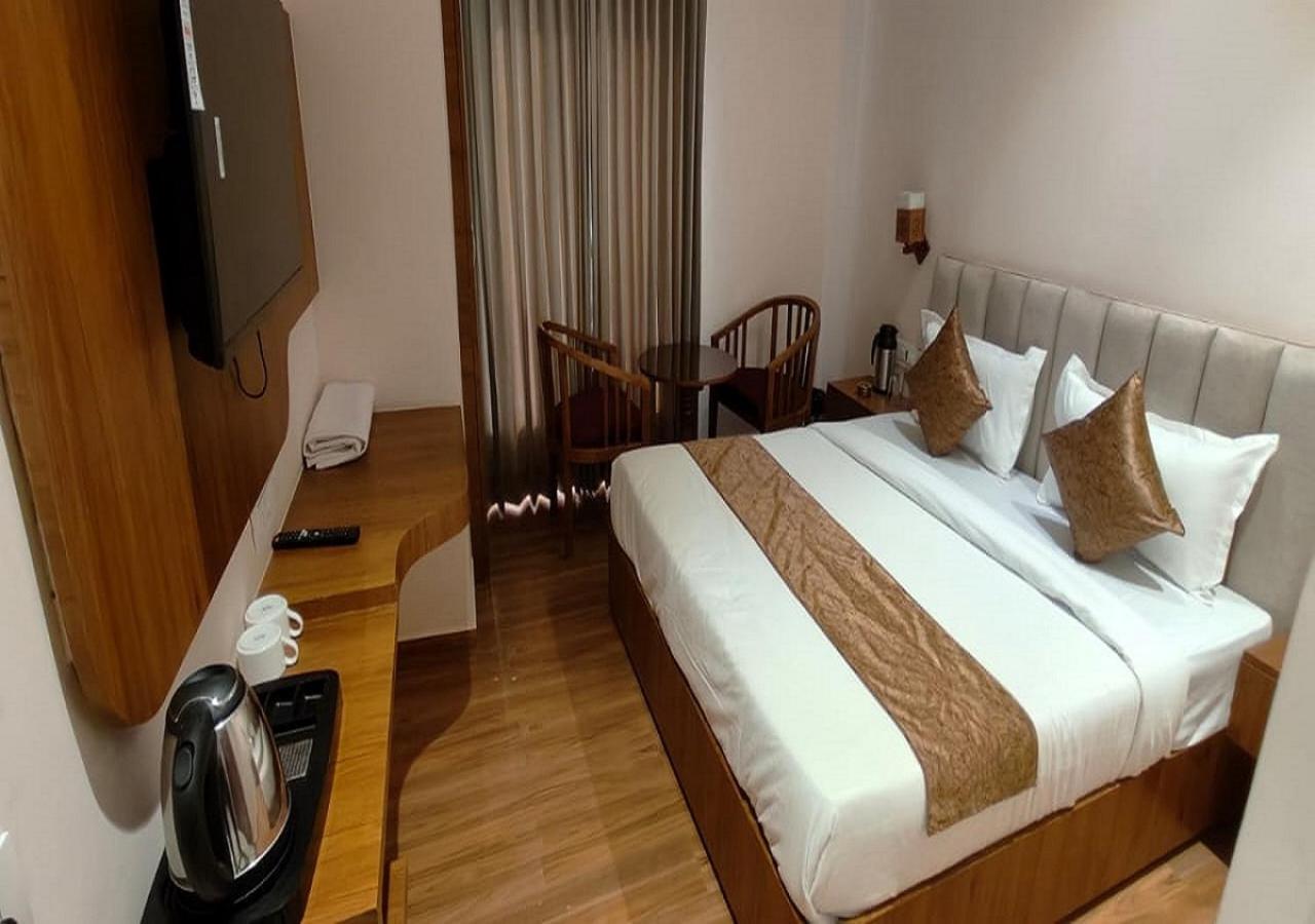 Deluxe Room - Photo 1