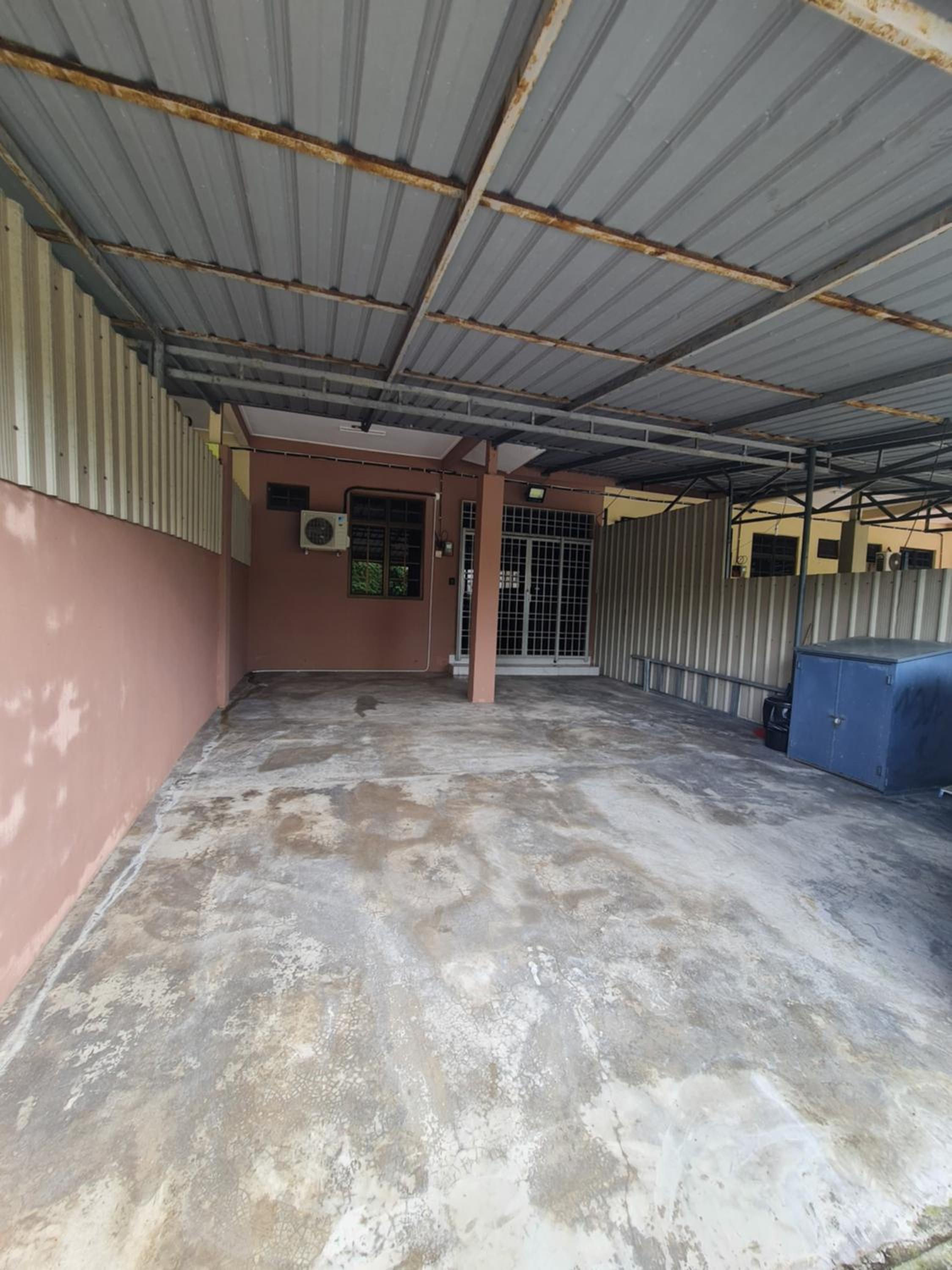 Two-Bedroom House photo 2