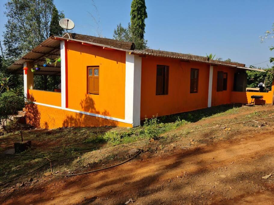 Three-Bedroom House photo 3