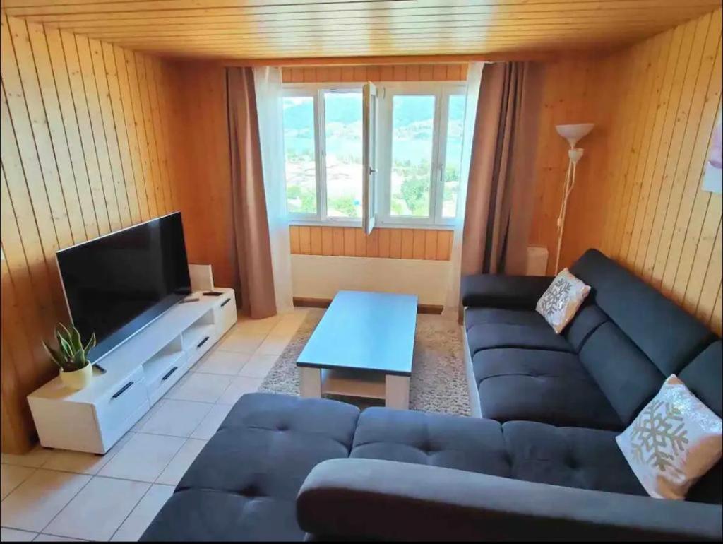 Three-Bedroom Apartment photo 2
