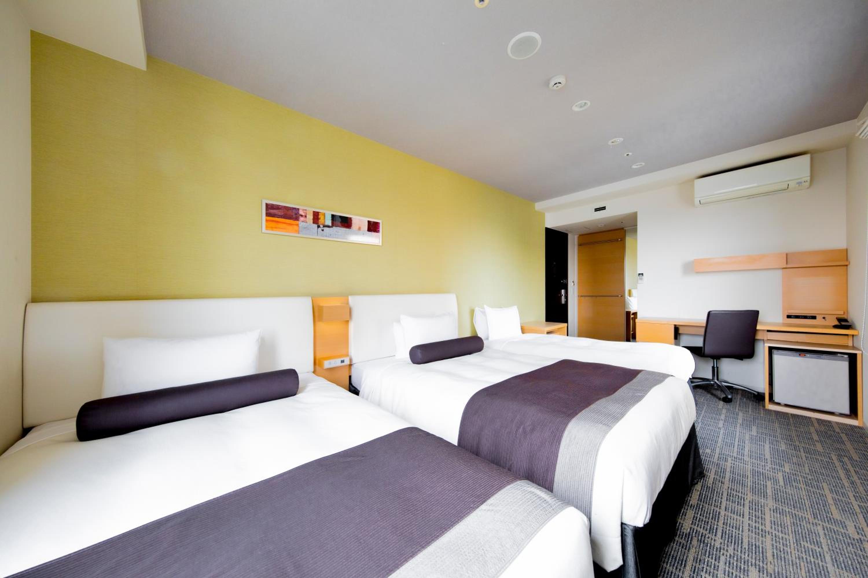Standard Twin Room photo 3