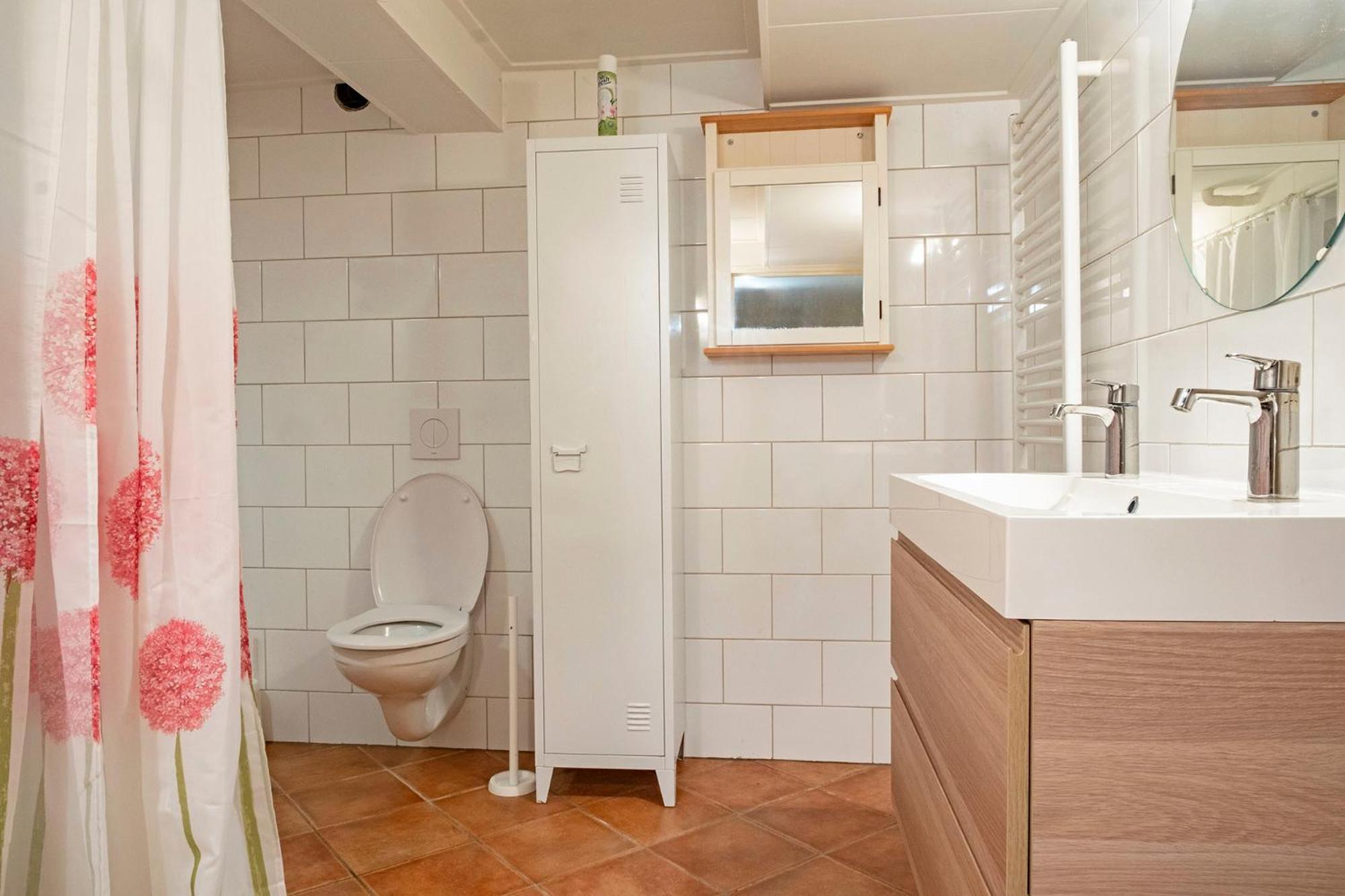 Two-Bedroom Apartment - Photo 3