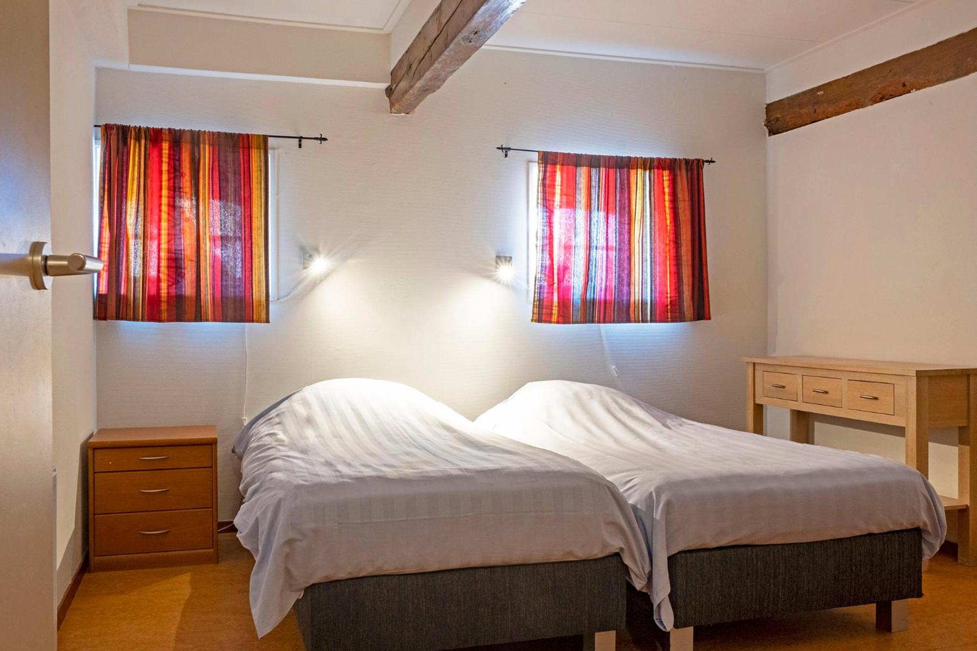 Two-Bedroom Apartment - Photo 4