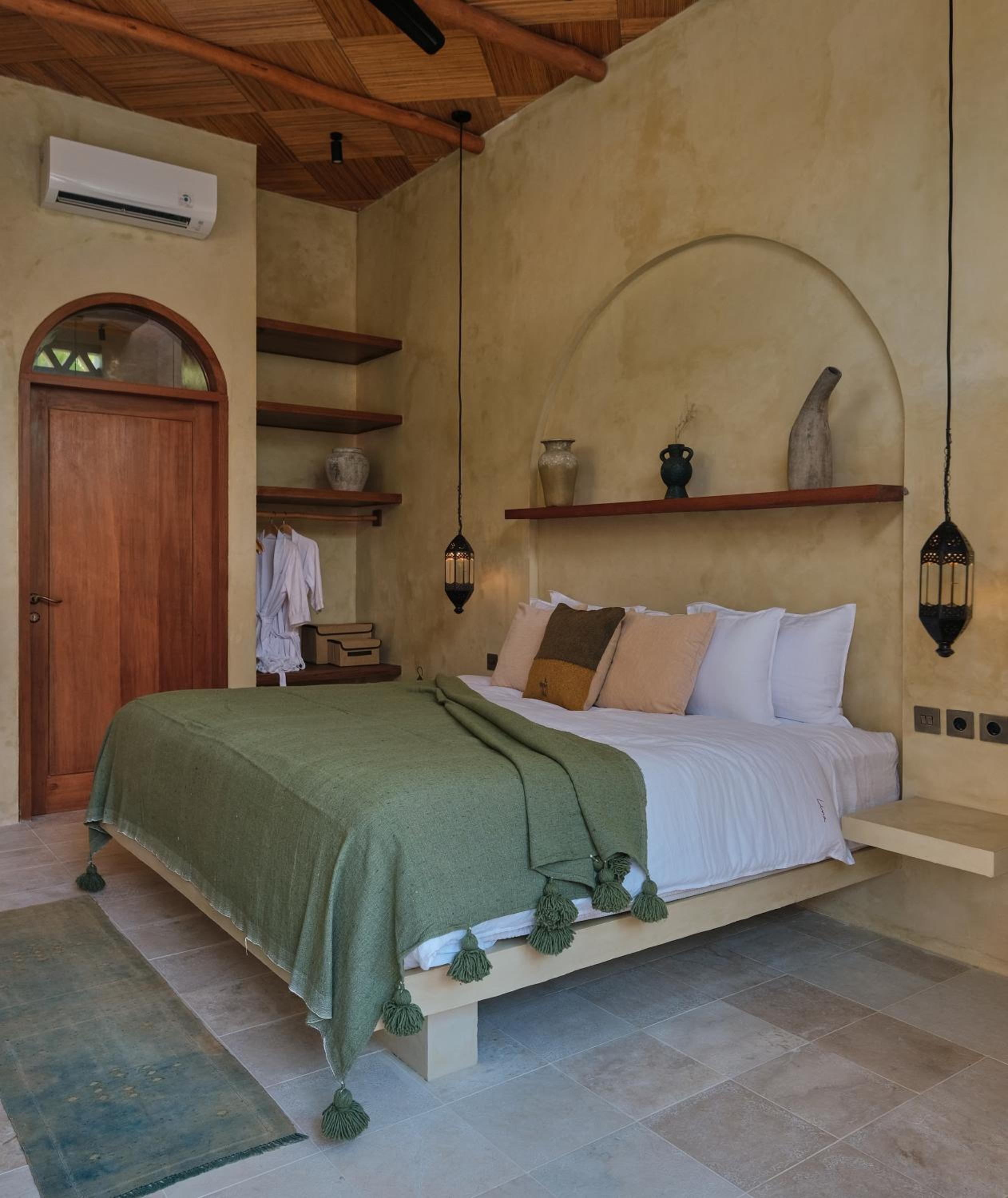 Two Bedroom Deluxe Pool Villa  - Photo 4