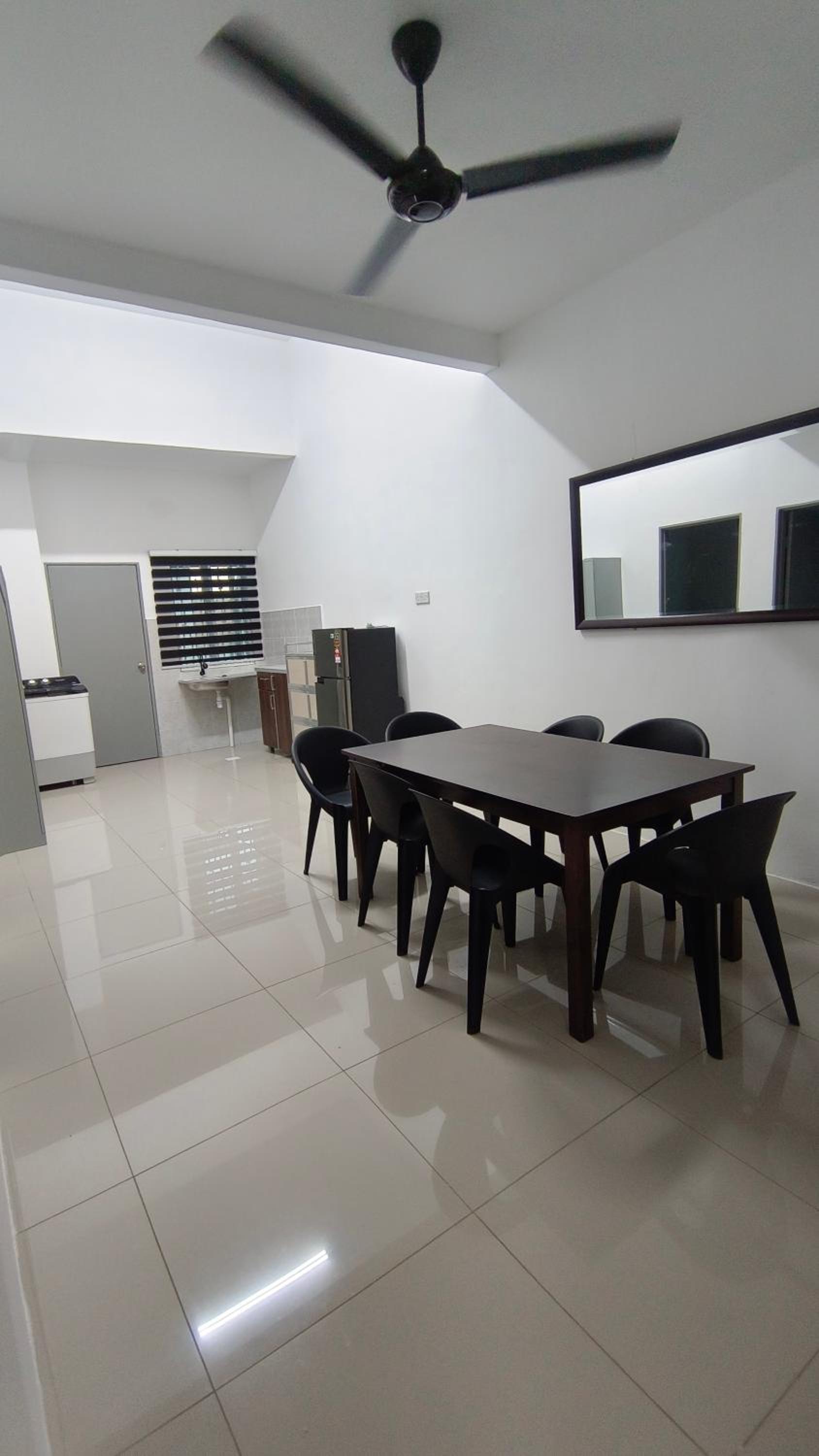 Three-Bedroom House photo 2