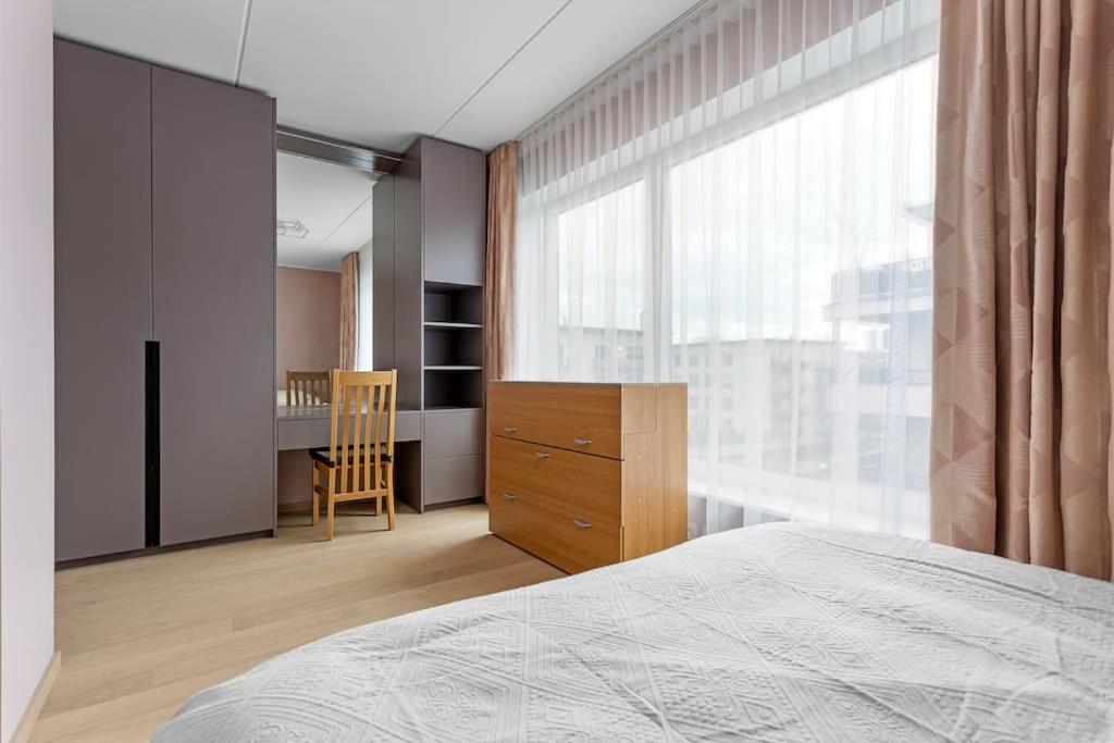 Three-Bedroom Apartment photo 1