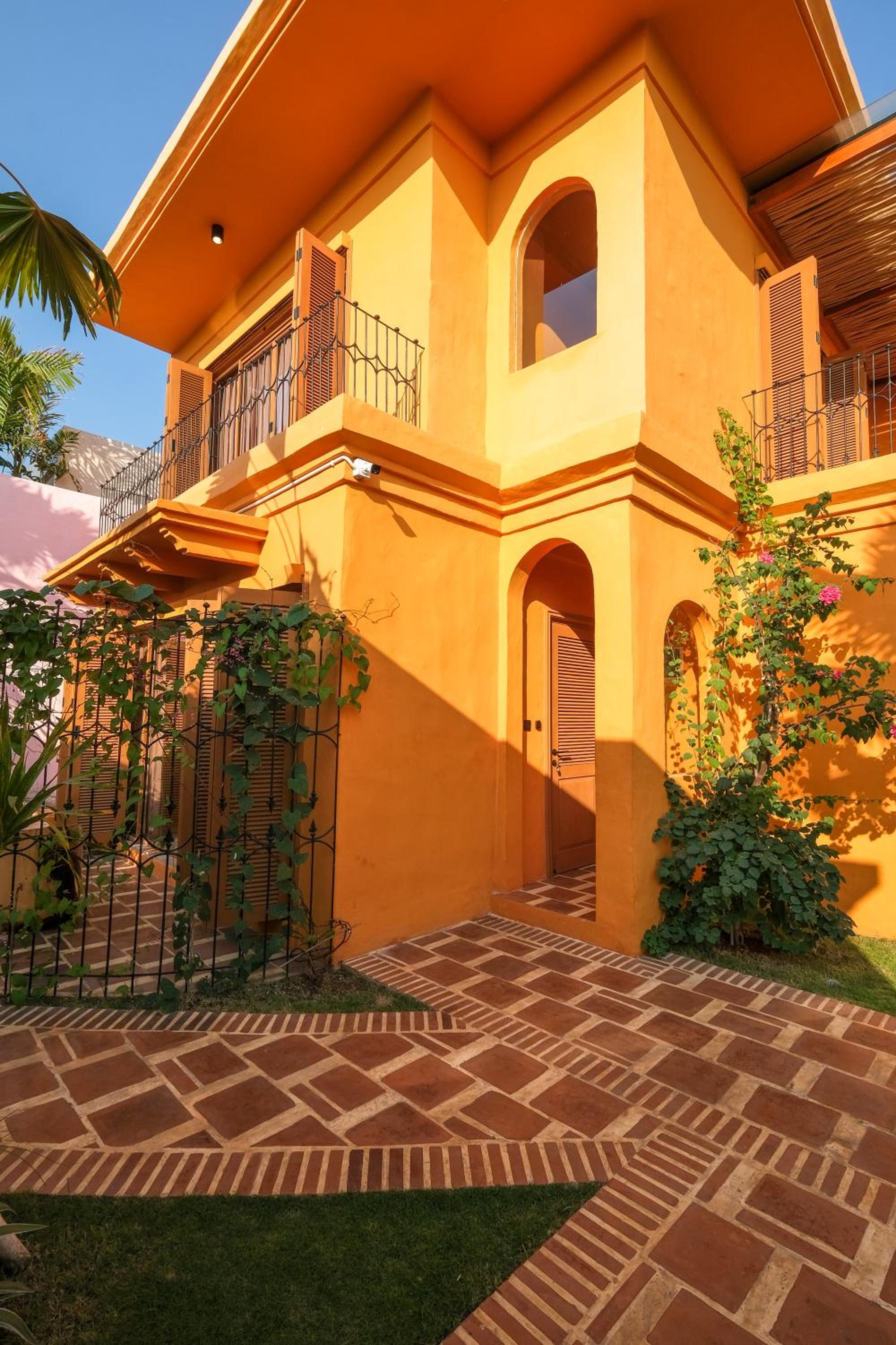 Two-Bedroom Villa - Photo 9