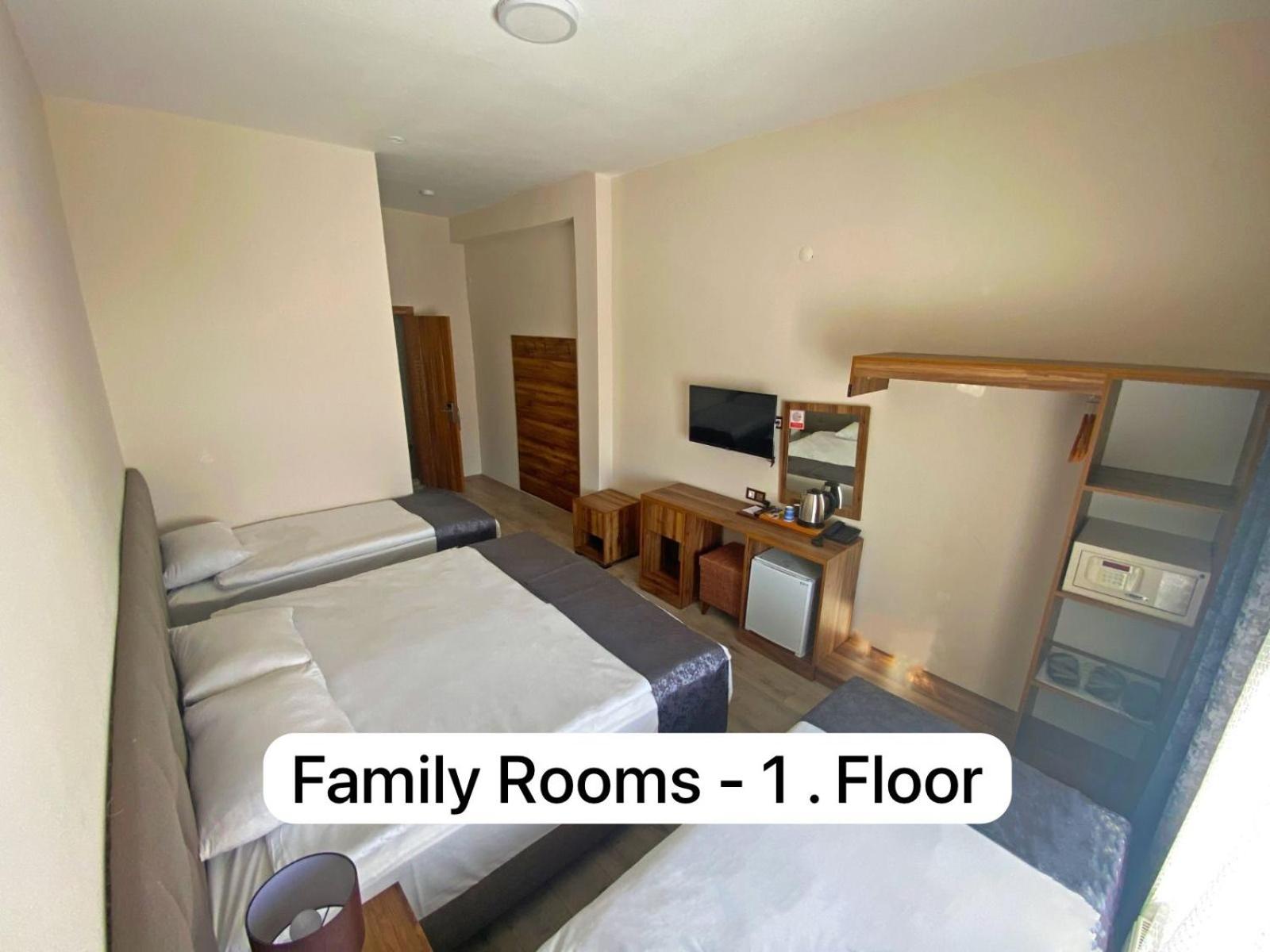 Standard Quadruple Room photo 2