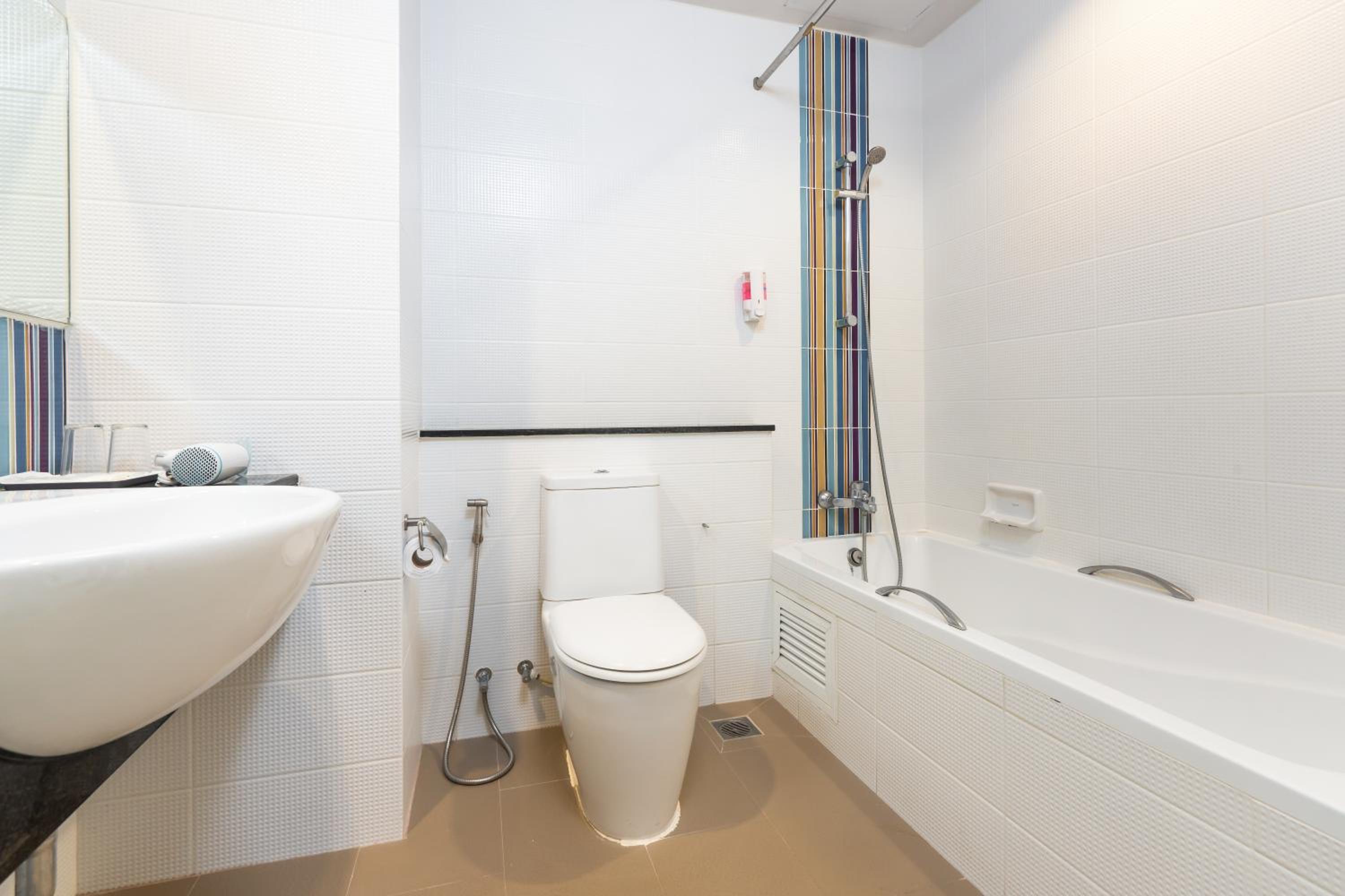 Deluxe Triple Room - Photo 2