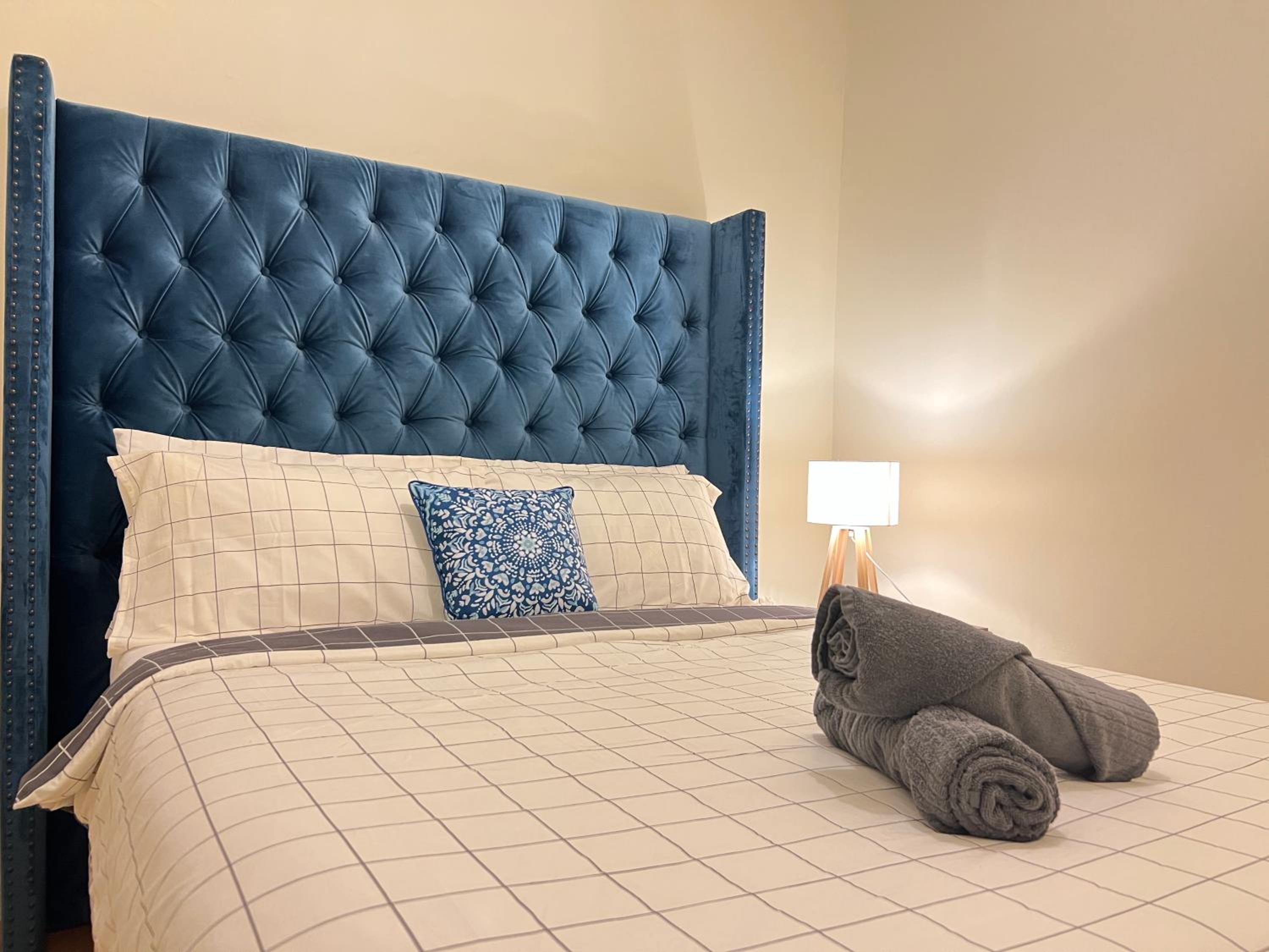 Queen Room with Shared Bathroom