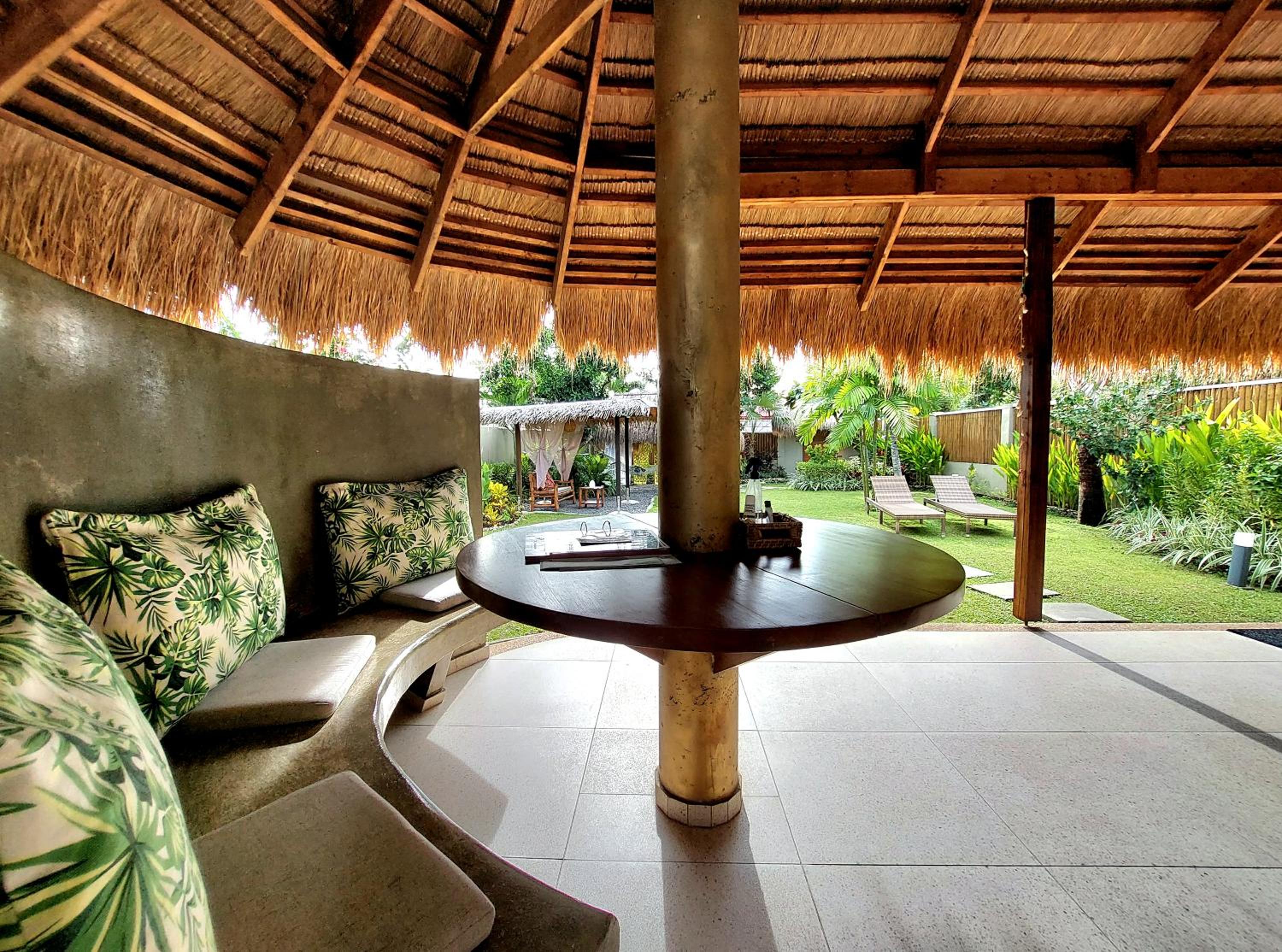 Villa with Garden View - Photo 12