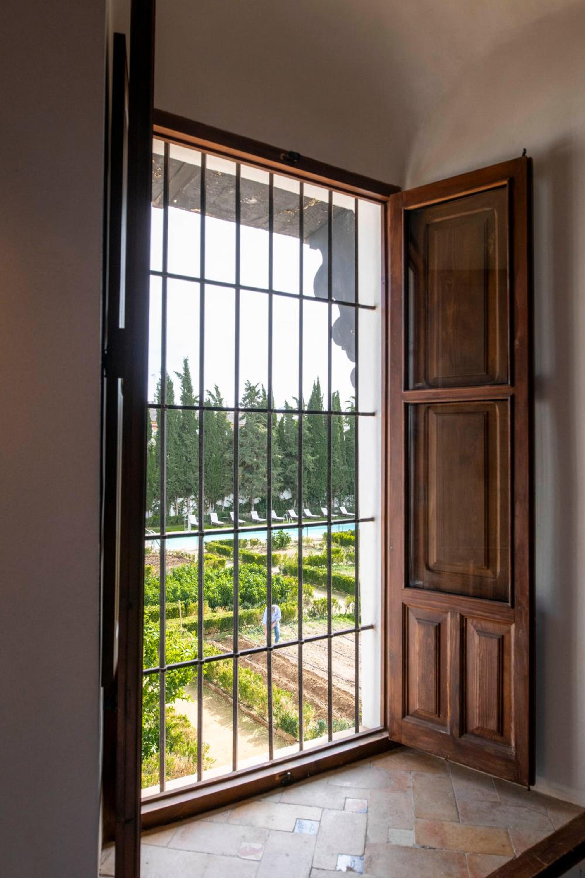 Classic Triple Room - Photo 6