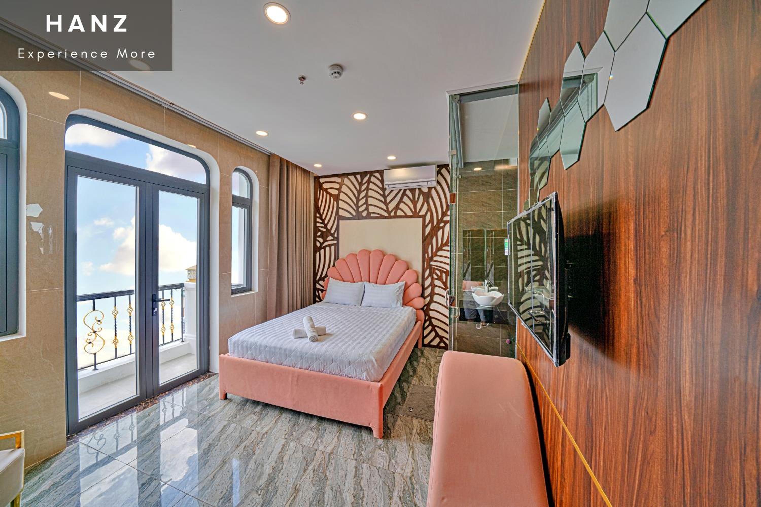 Superior Queen Room