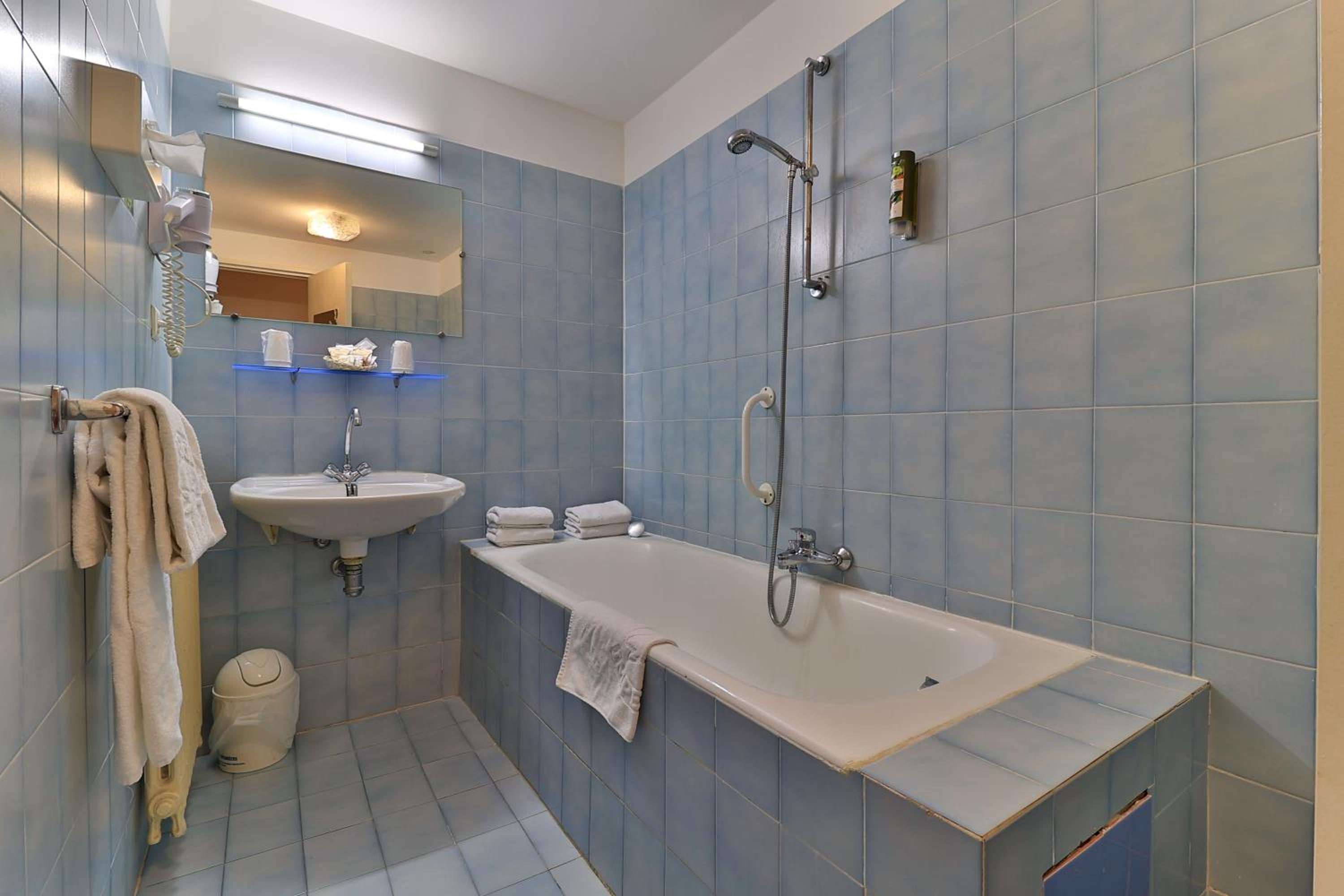 Triple Room - Photo 2