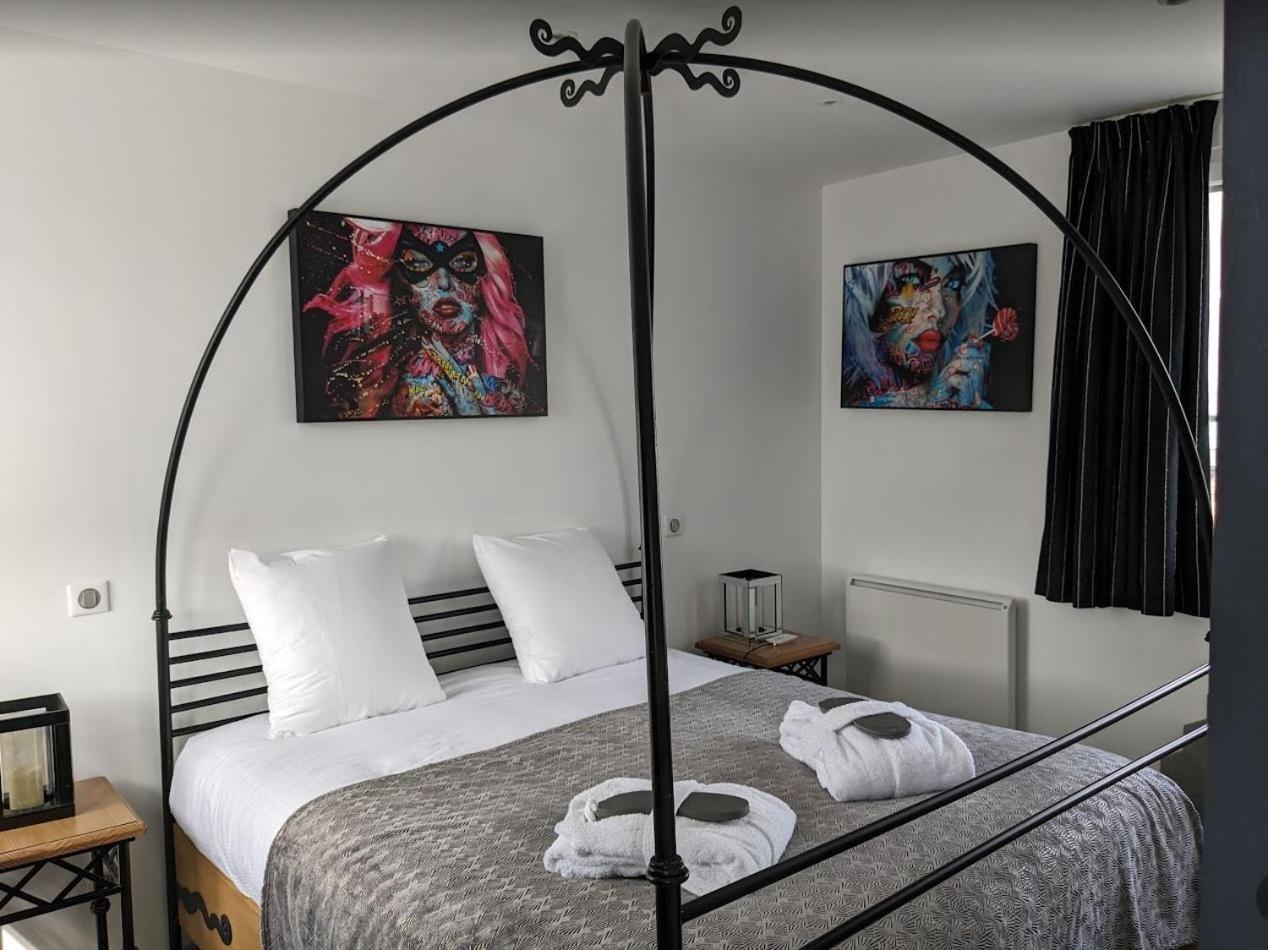 Artist Suite