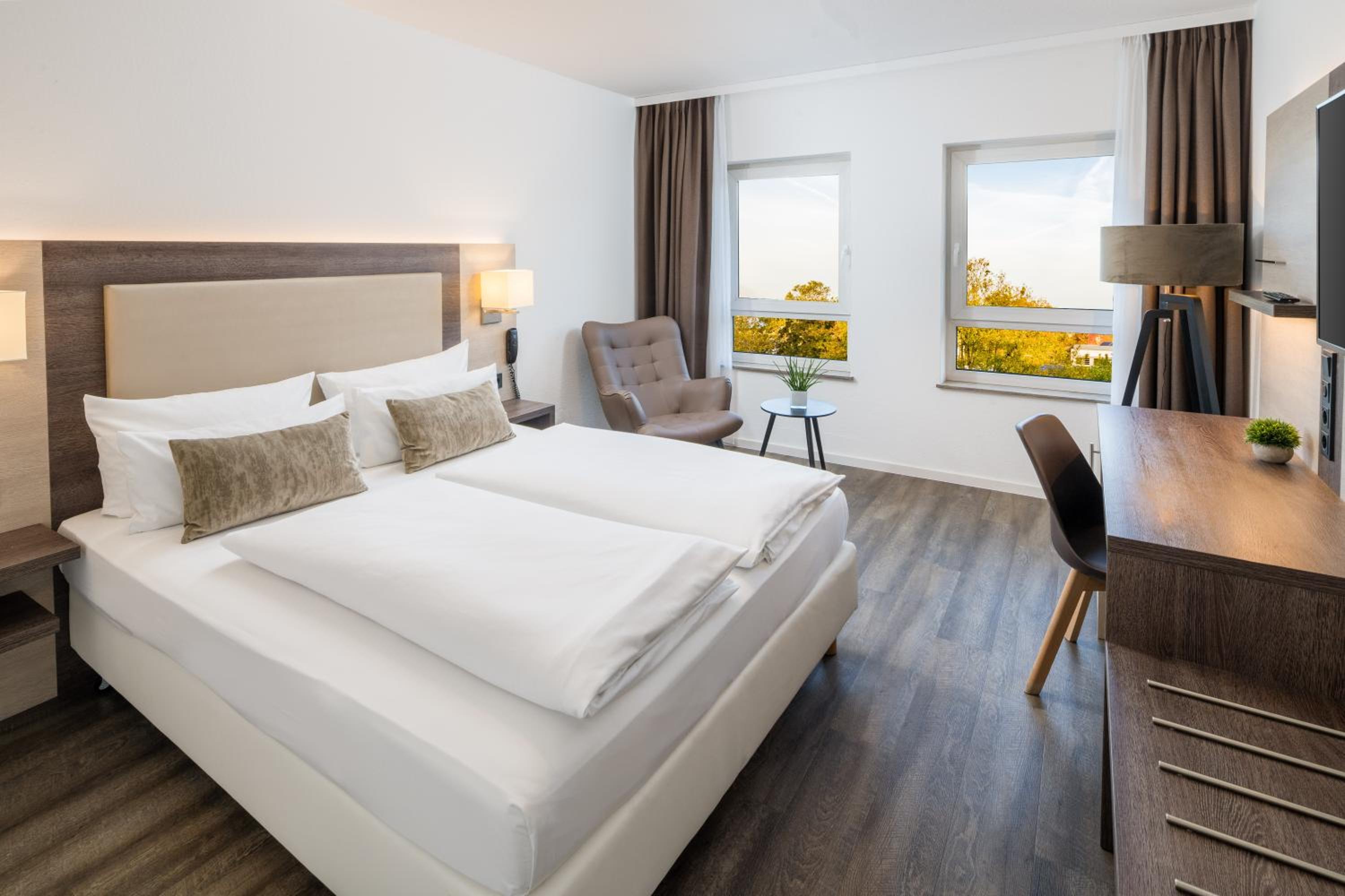 Double Room - Photo 7