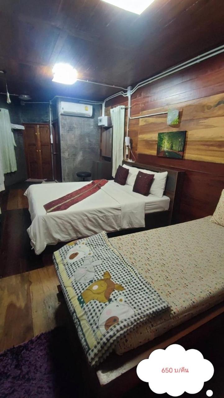 Standard Twin Room - Photo 23