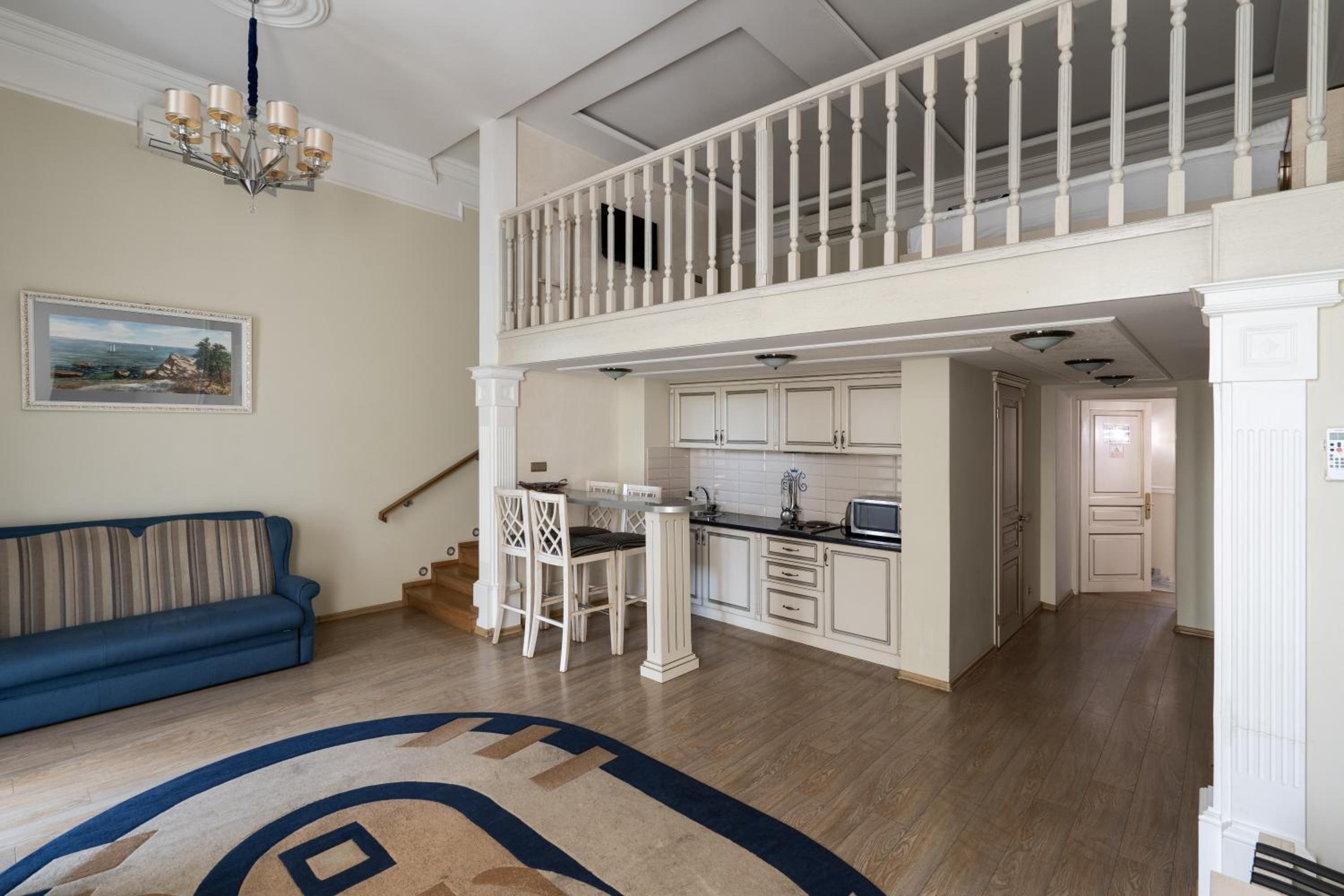 Apartment - Split Level photo 1