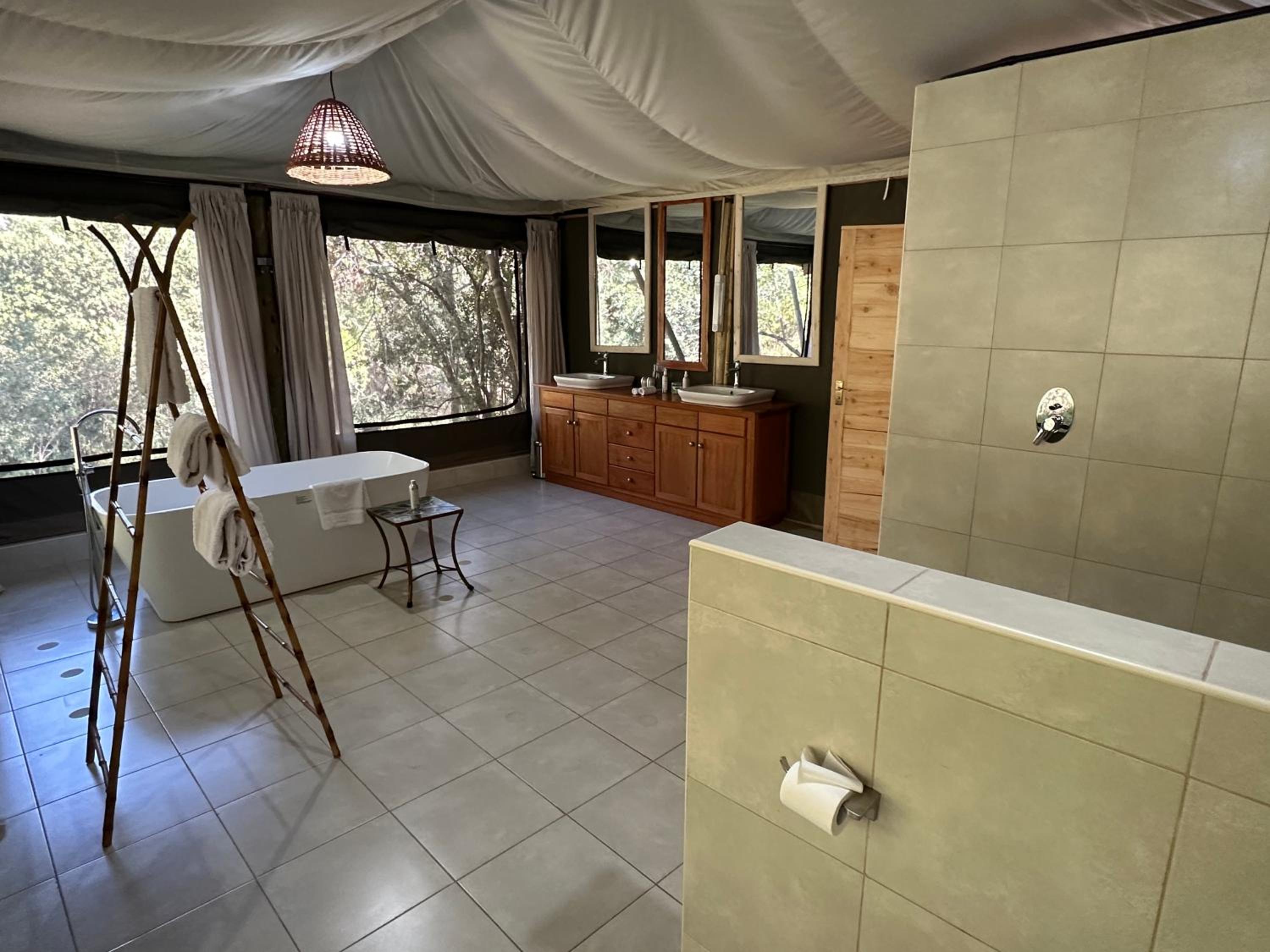 Tent 3 - Photo 4