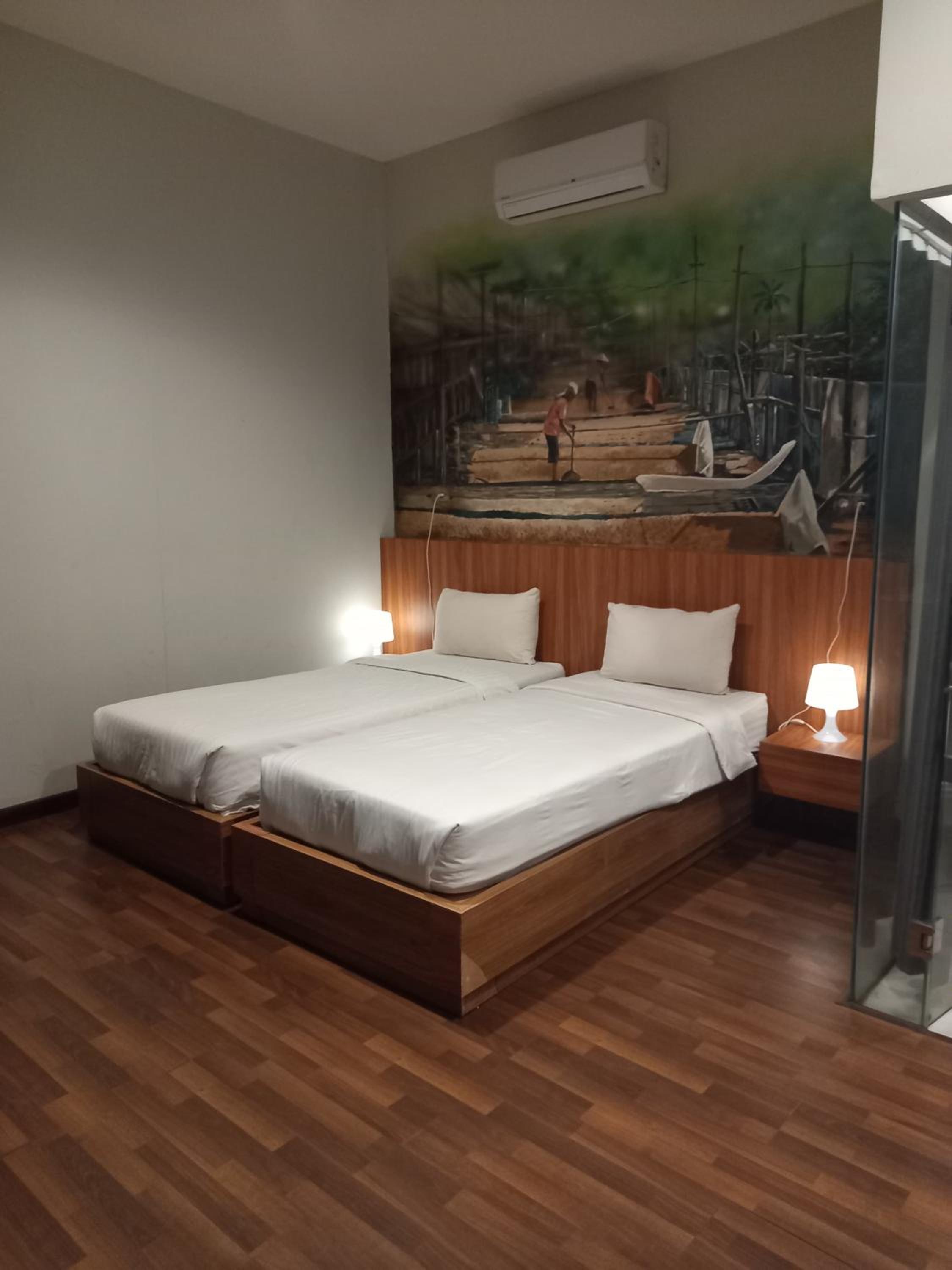 Deluxe Twin Room photo 2