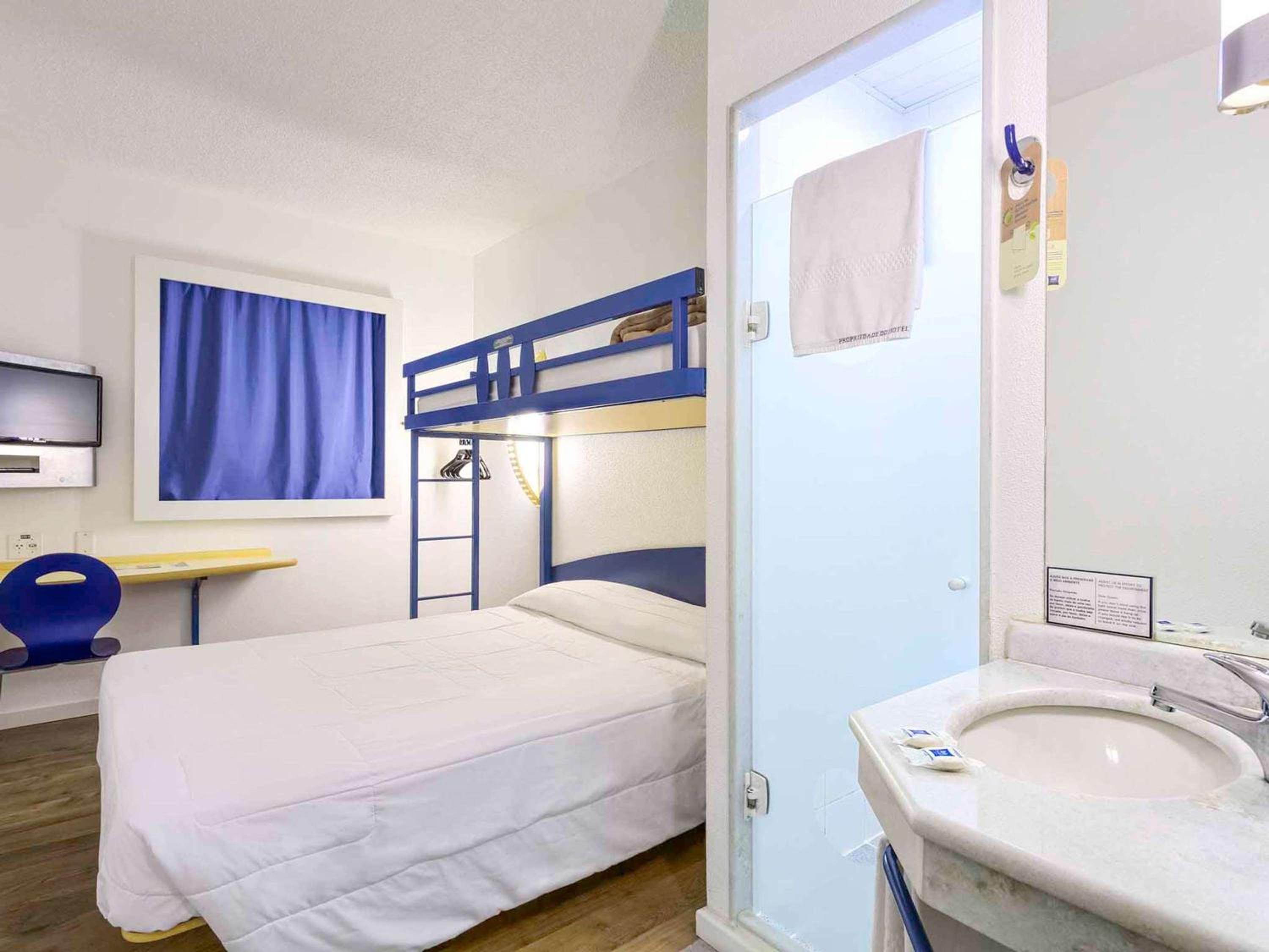 Standard Apartment with One Double Bed
