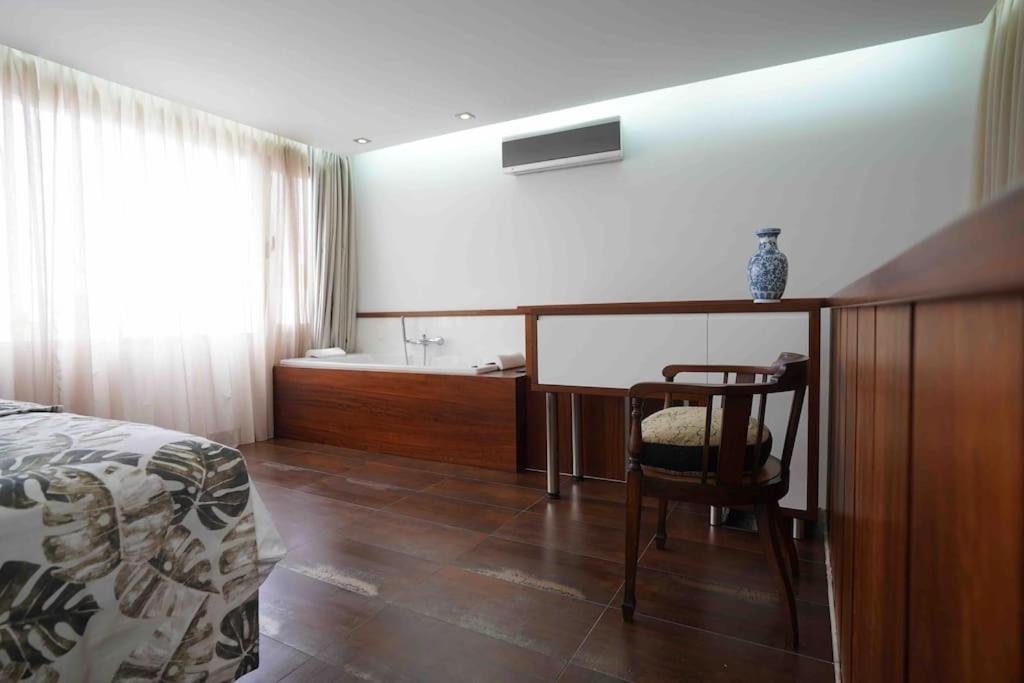 Two-Bedroom House photo 3