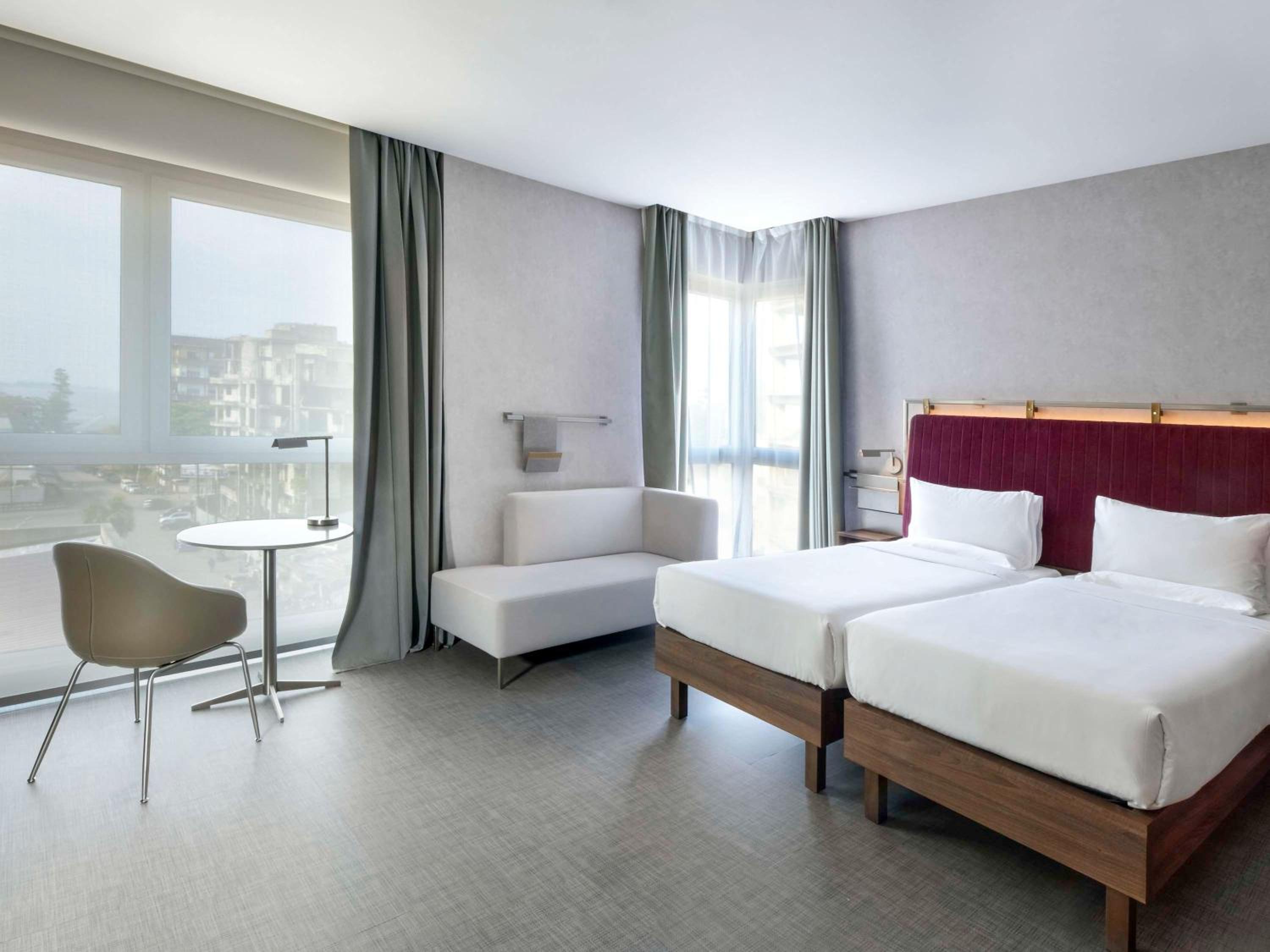 Standard Twin Room - Photo 1