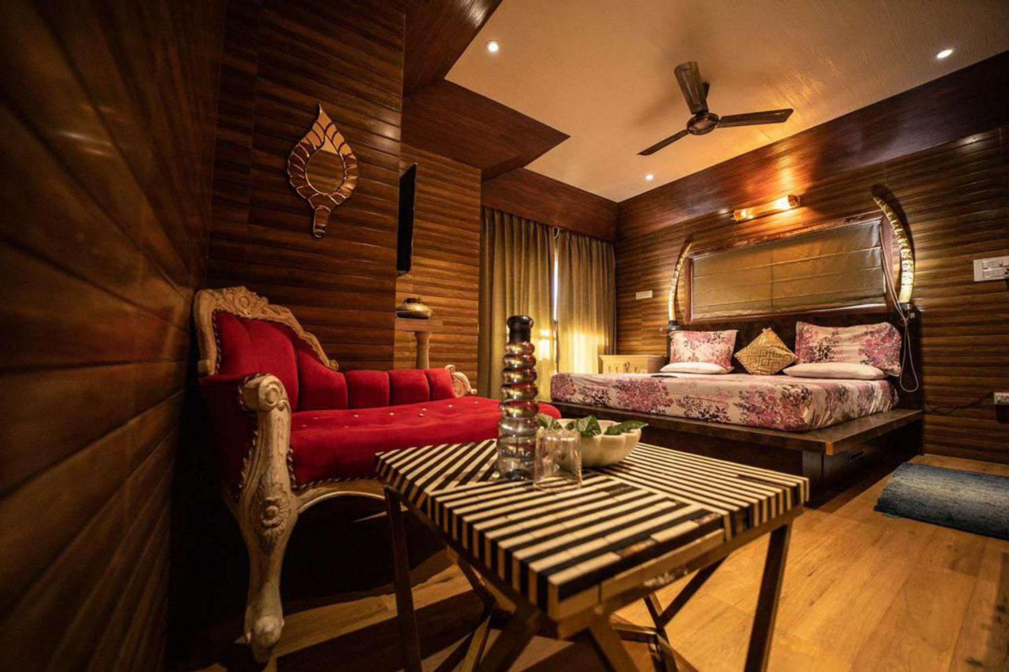 Three-Bedroom Villa photo 1