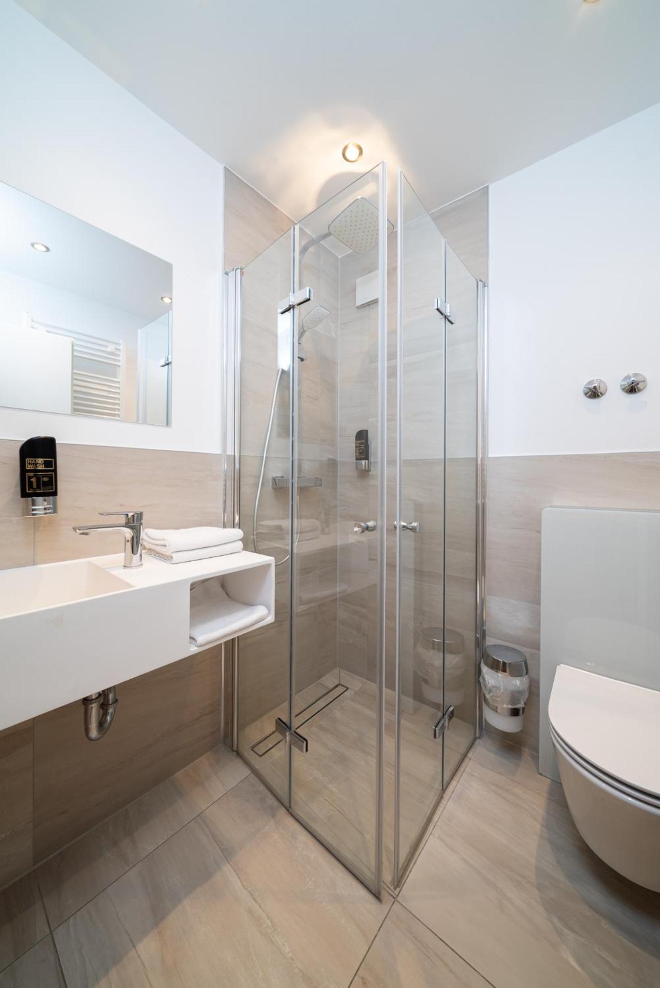 Double Room - Photo 4