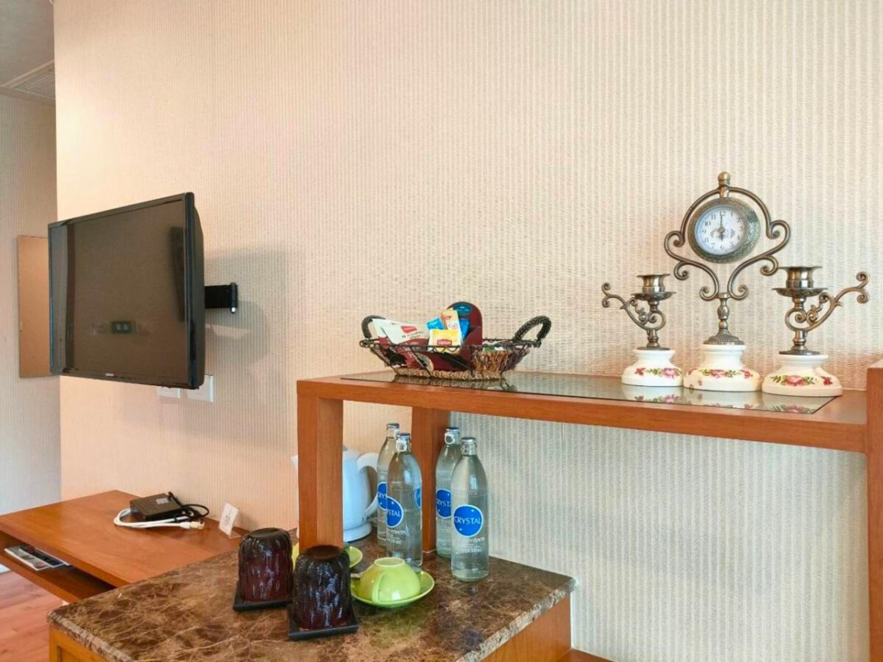 Deluxe Double or Twin Room with Garden View - Photo 13