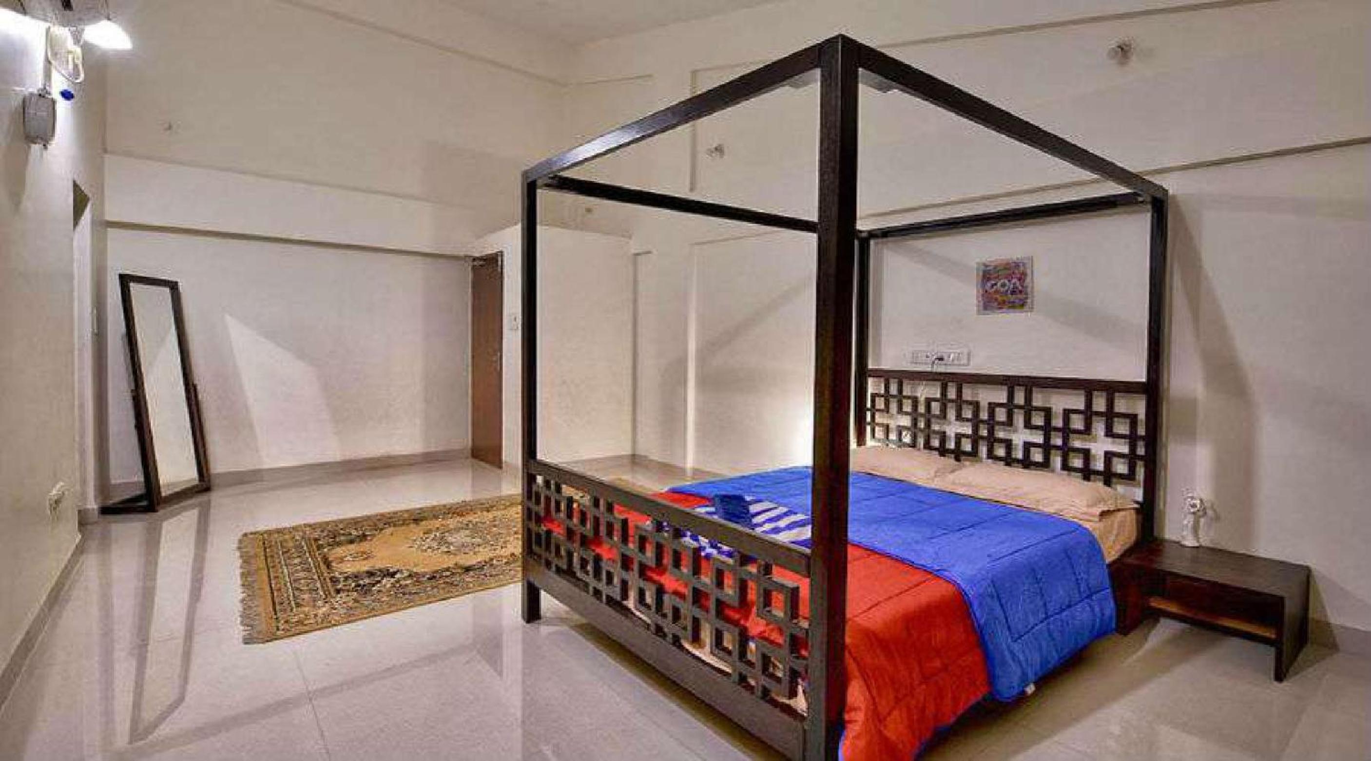 Villa photo 2