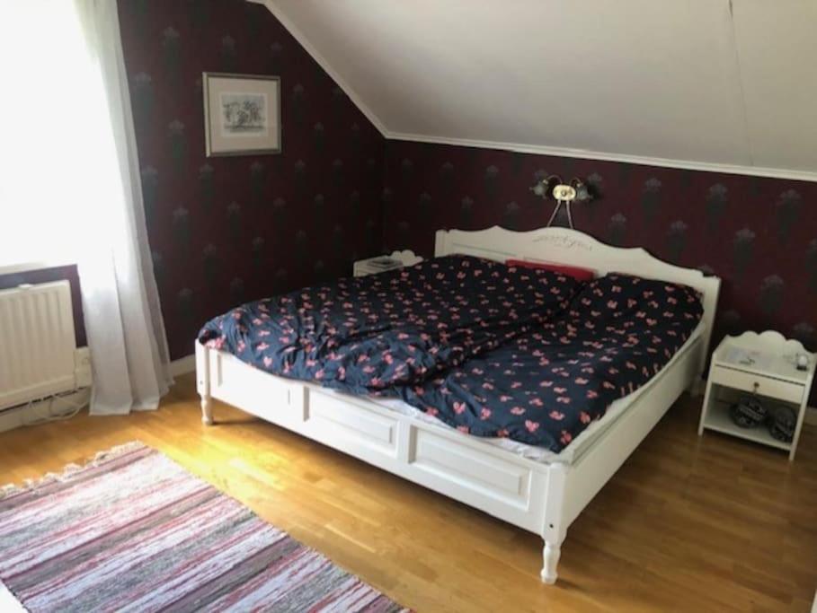 Two-Bedroom House photo 3