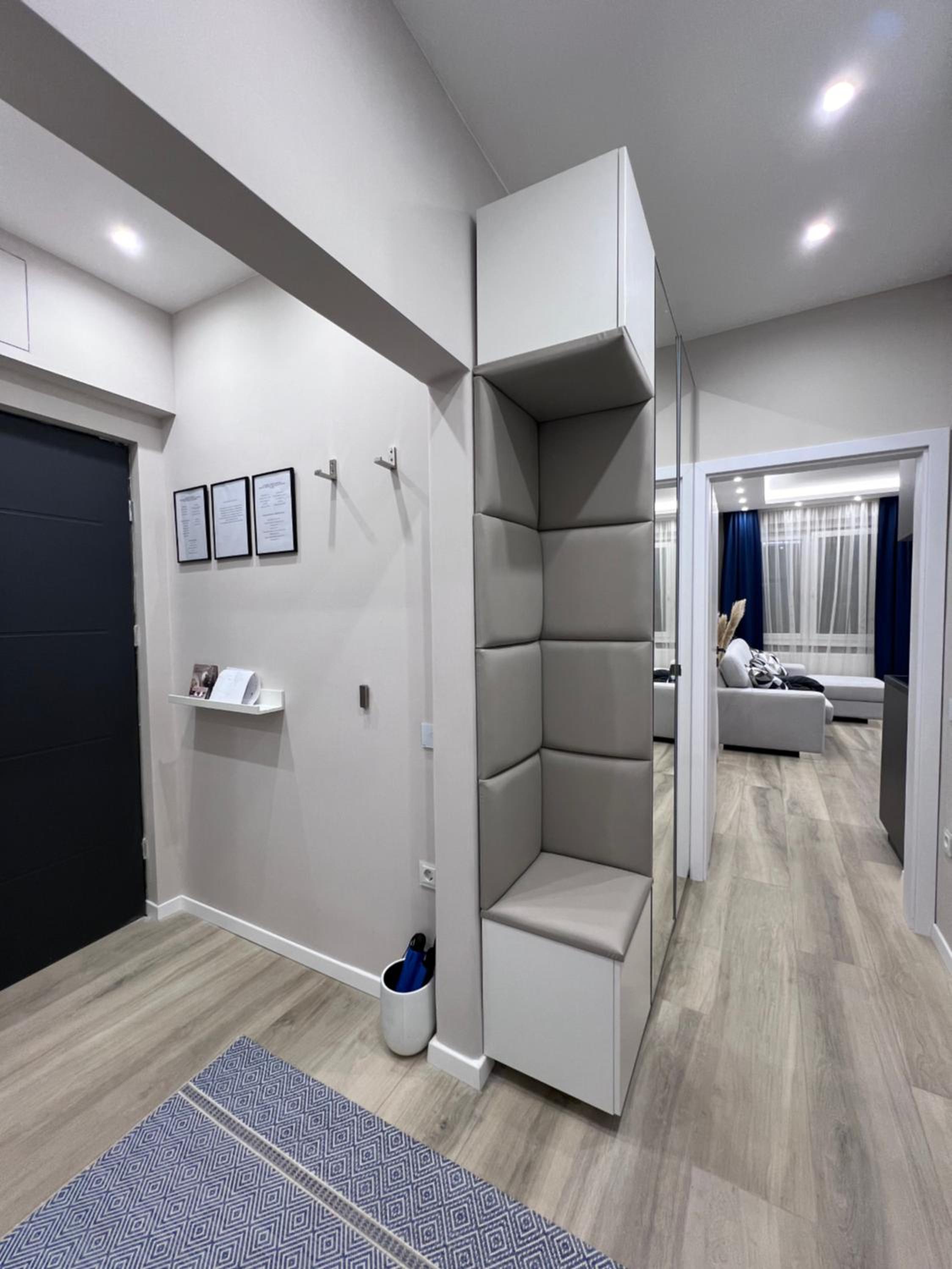 One-Bedroom Apartment photo 2