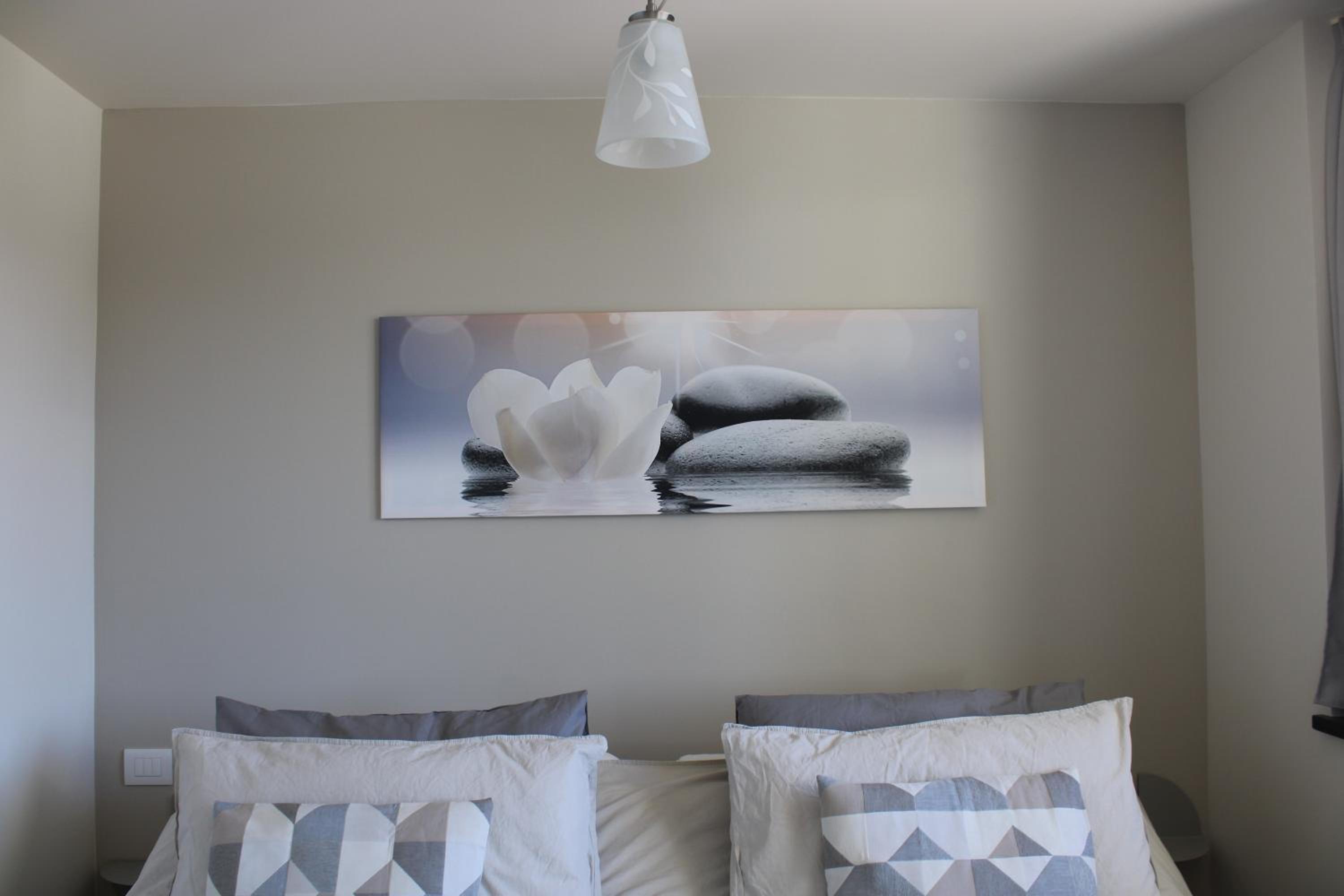 Superior One-Bedroom Apartment with Balcony