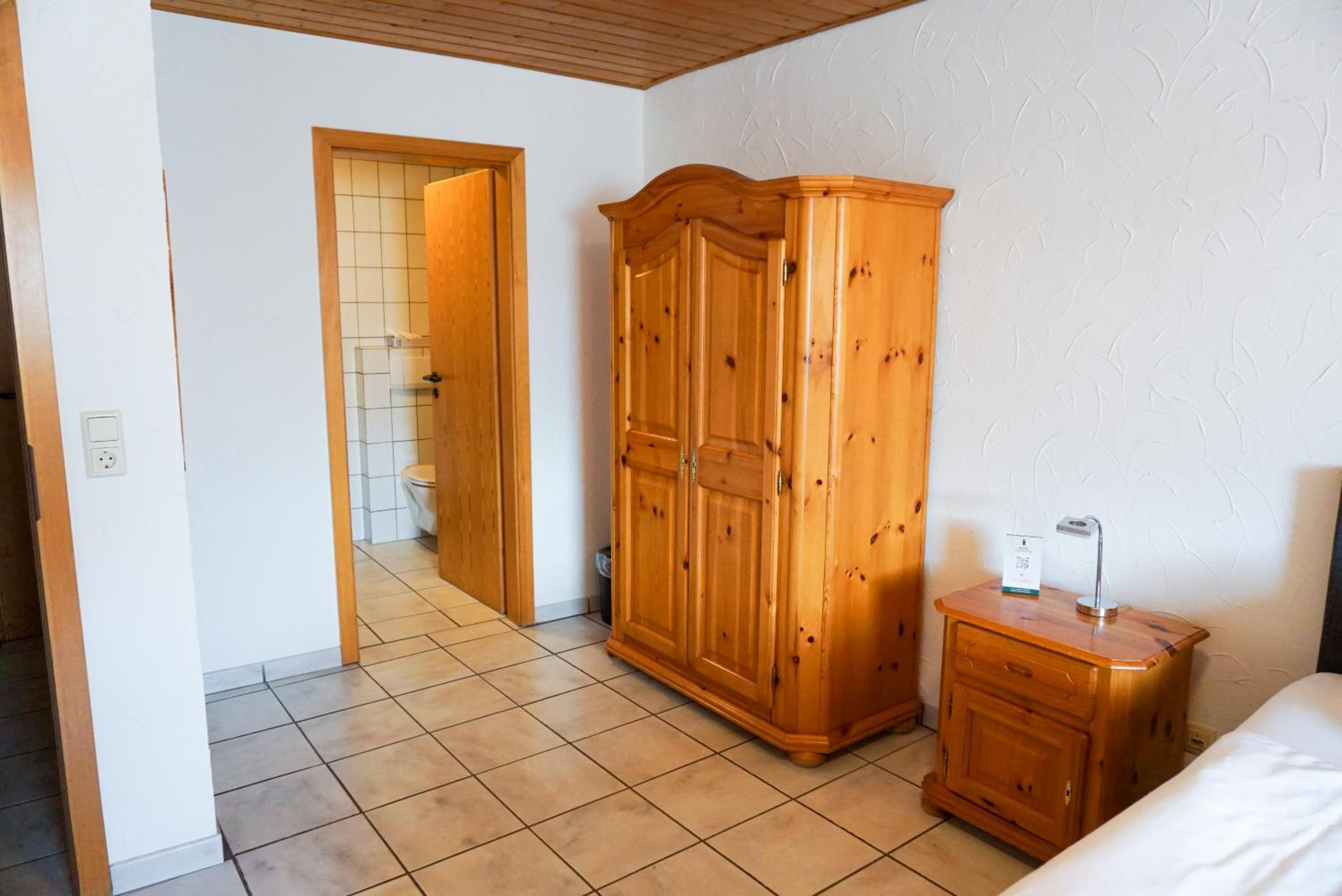 Double Room - Photo 4