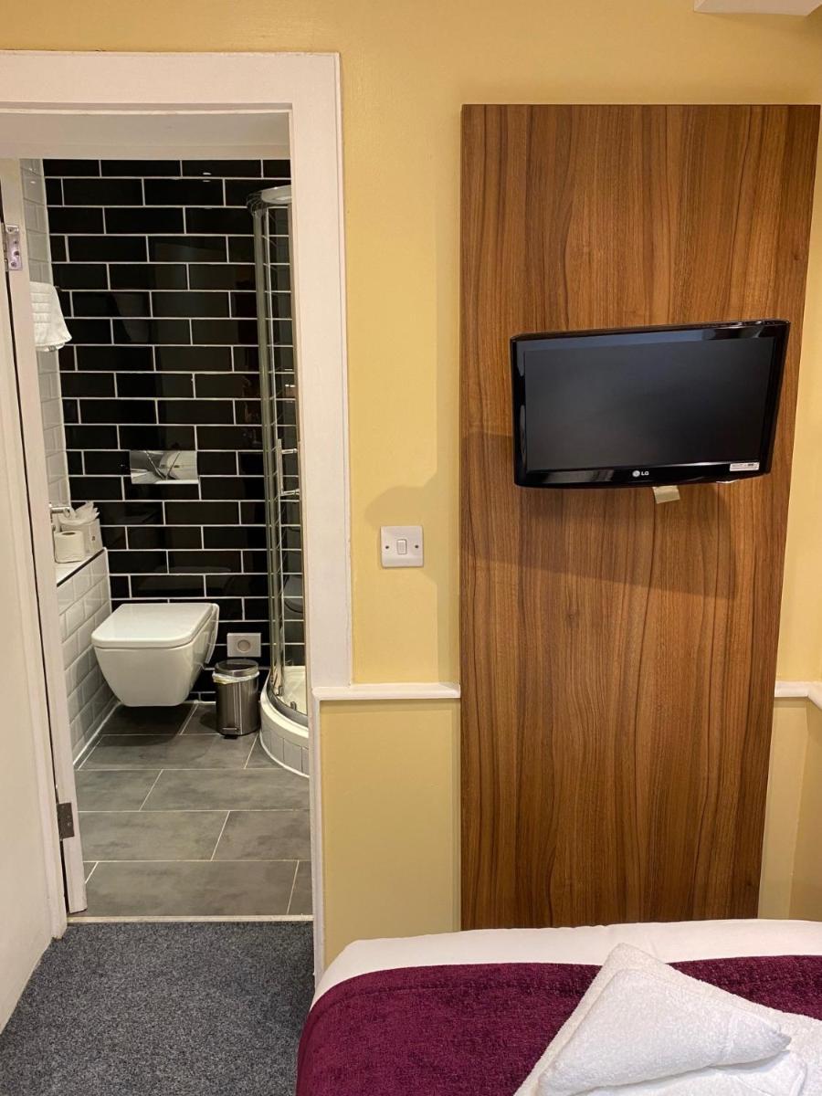 Single Room photo 3
