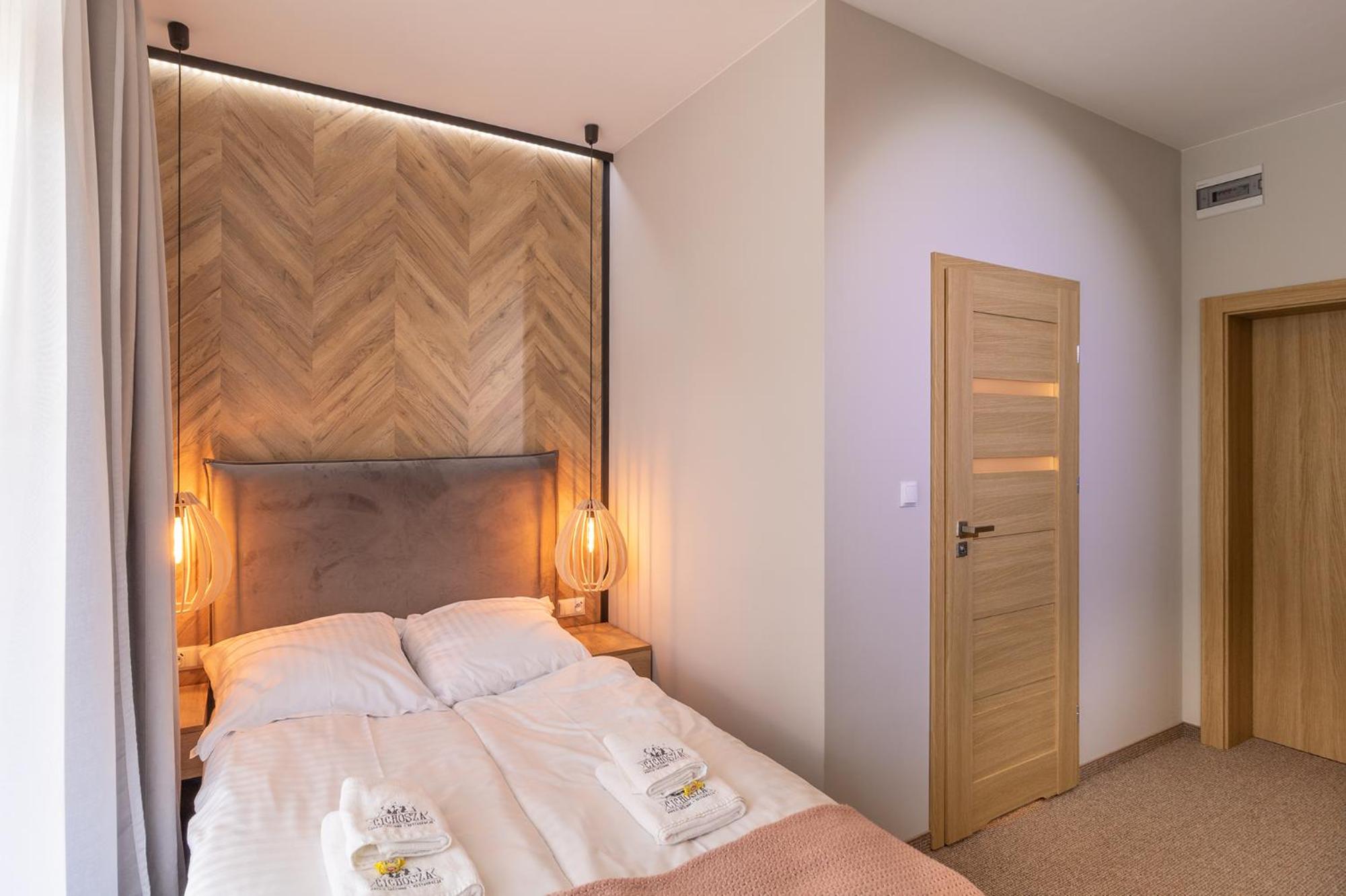 Deluxe Double Room with Balcony photo 2