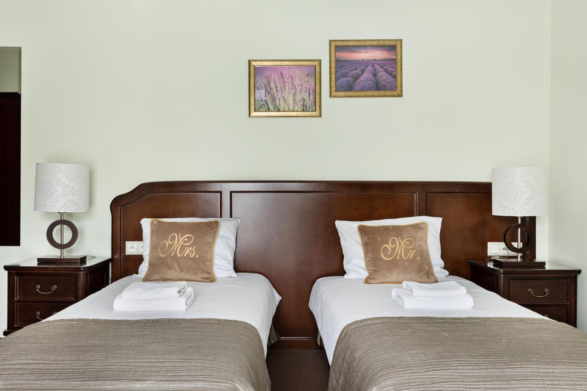 Twin Room - Photo 1