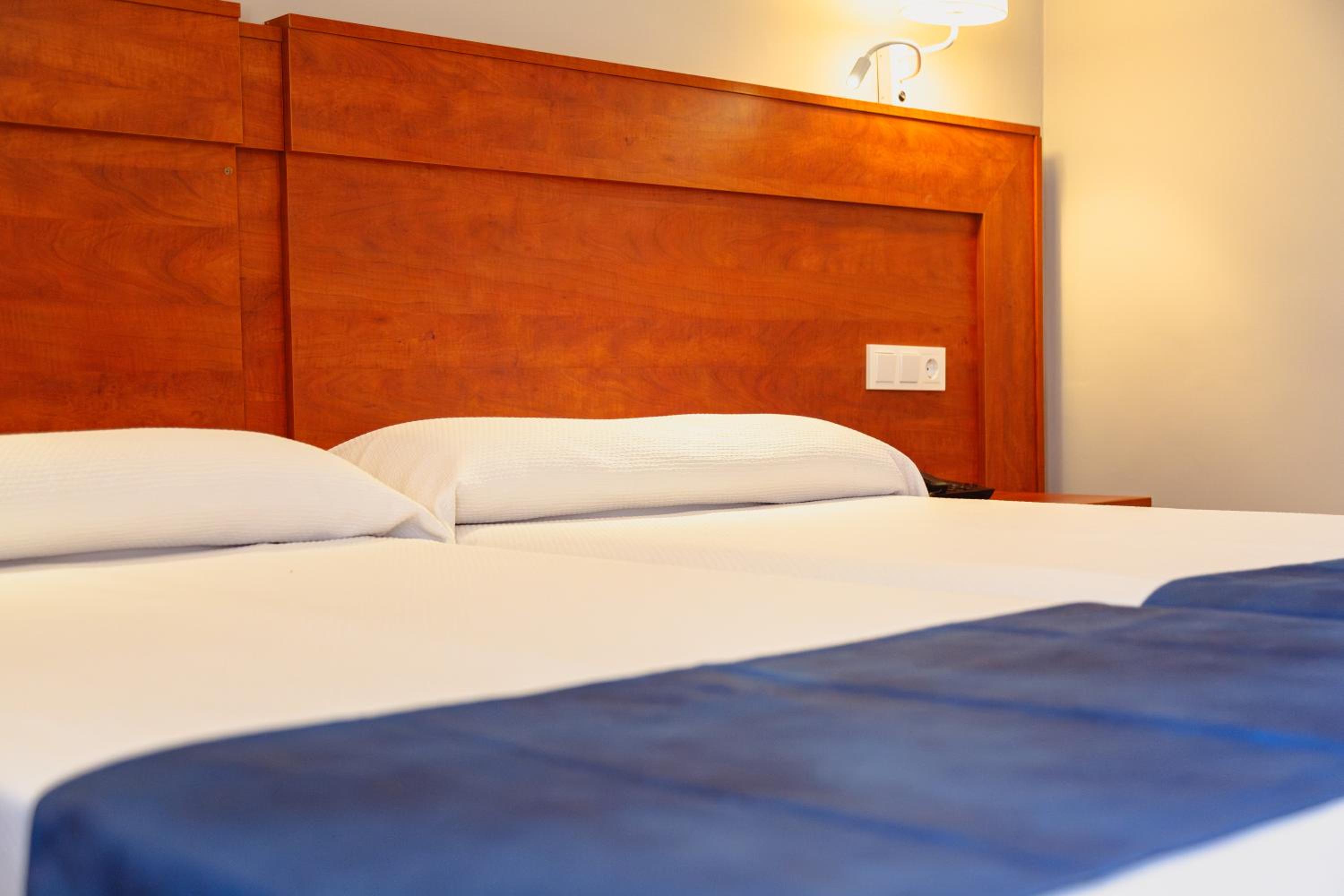 Double or Twin Room with Pool View (1 Adult)