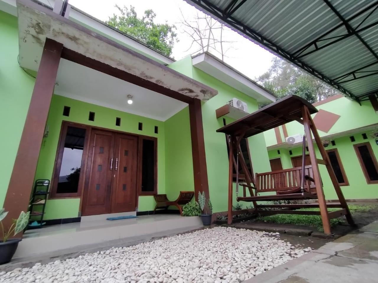 Three-Bedroom Villa photo 3